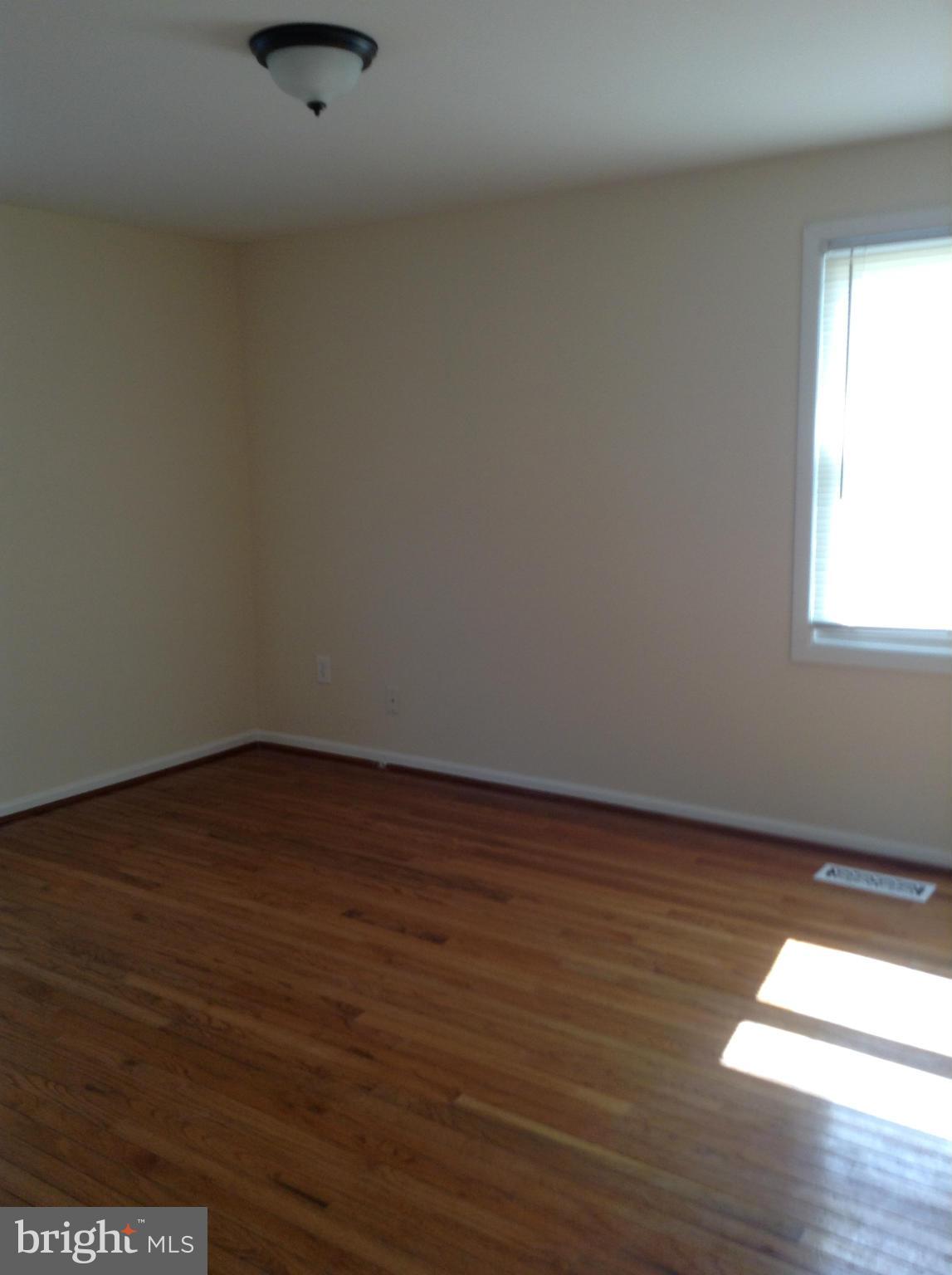 OAKRIDGE / COUNTRY RIDGE - Residential