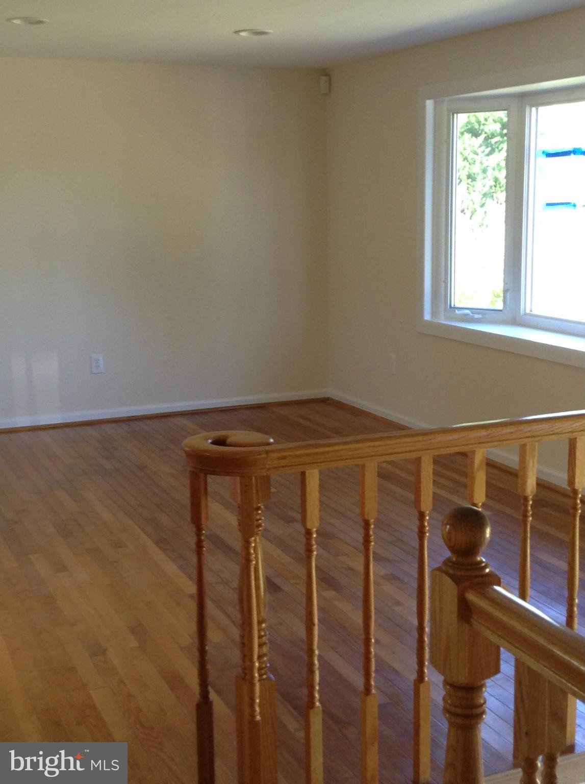 OAKRIDGE / COUNTRY RIDGE - Residential