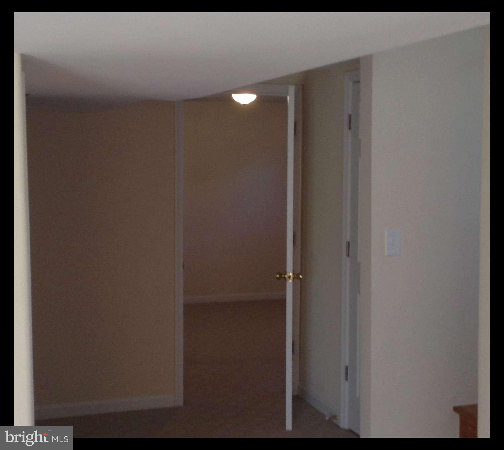 OAKRIDGE / COUNTRY RIDGE - Residential