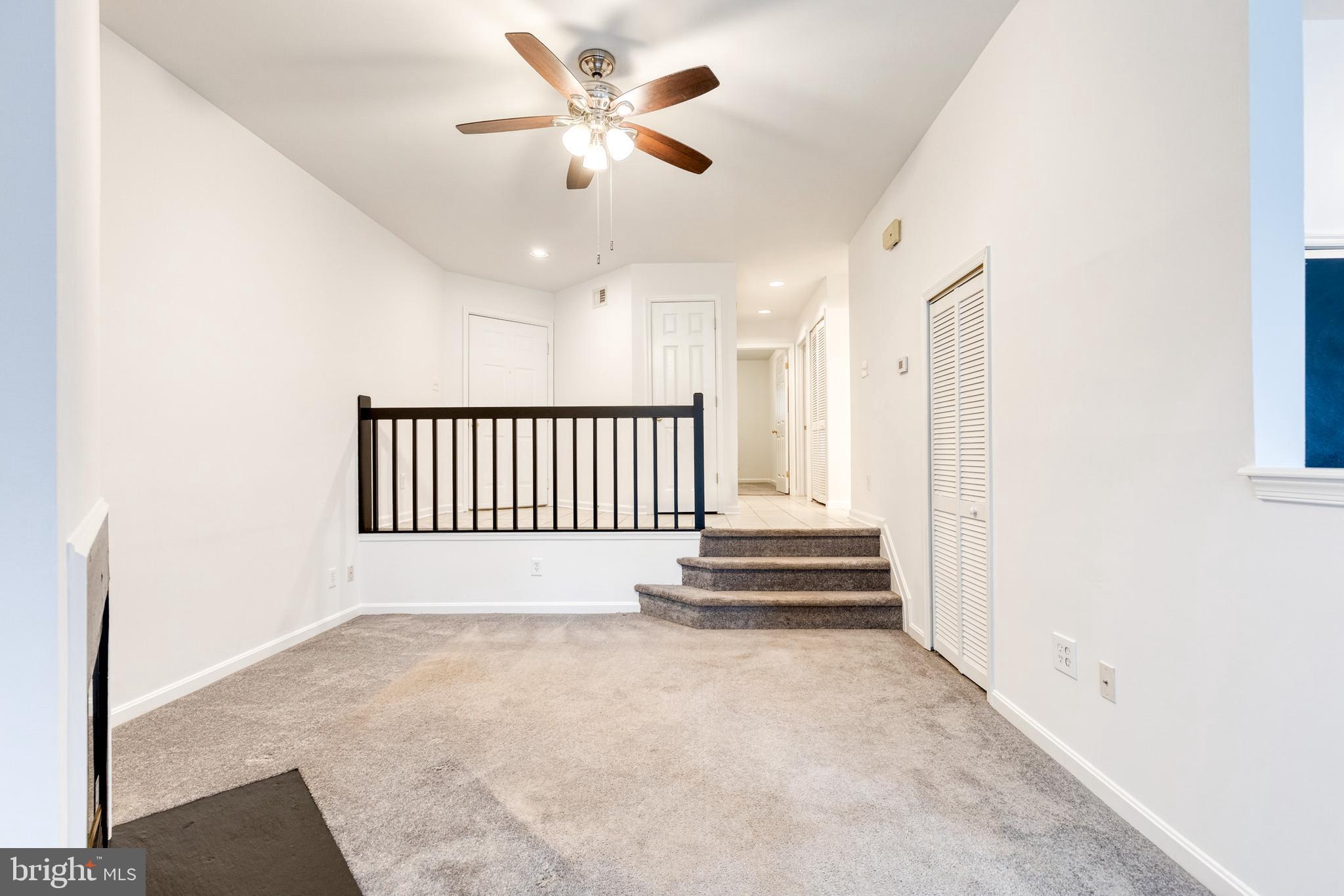 RIVERCHASE CONDOS - Residential