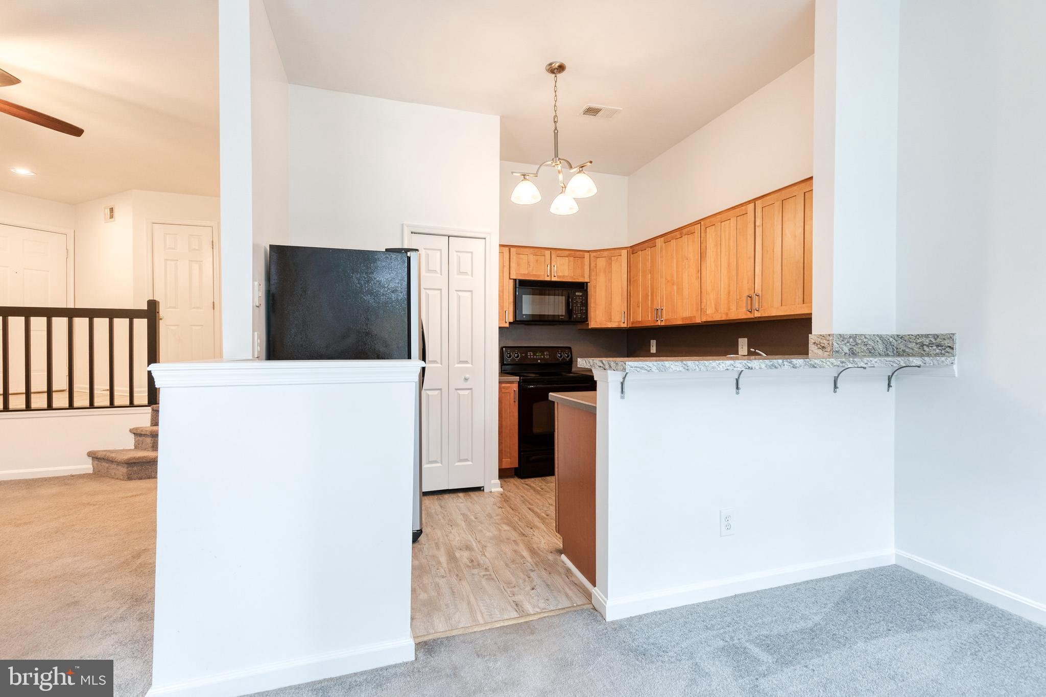 RIVERCHASE CONDOS - Residential