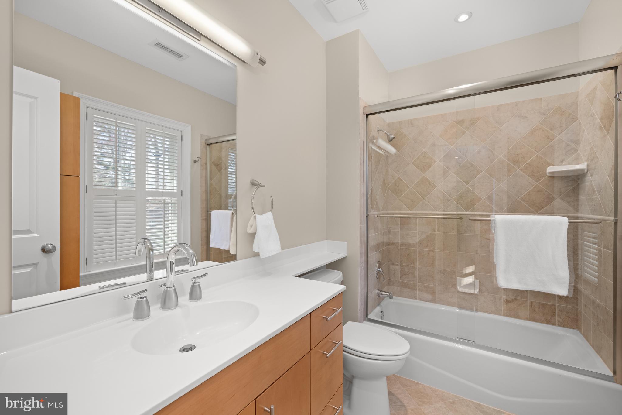 LANDON WOODS - Residential