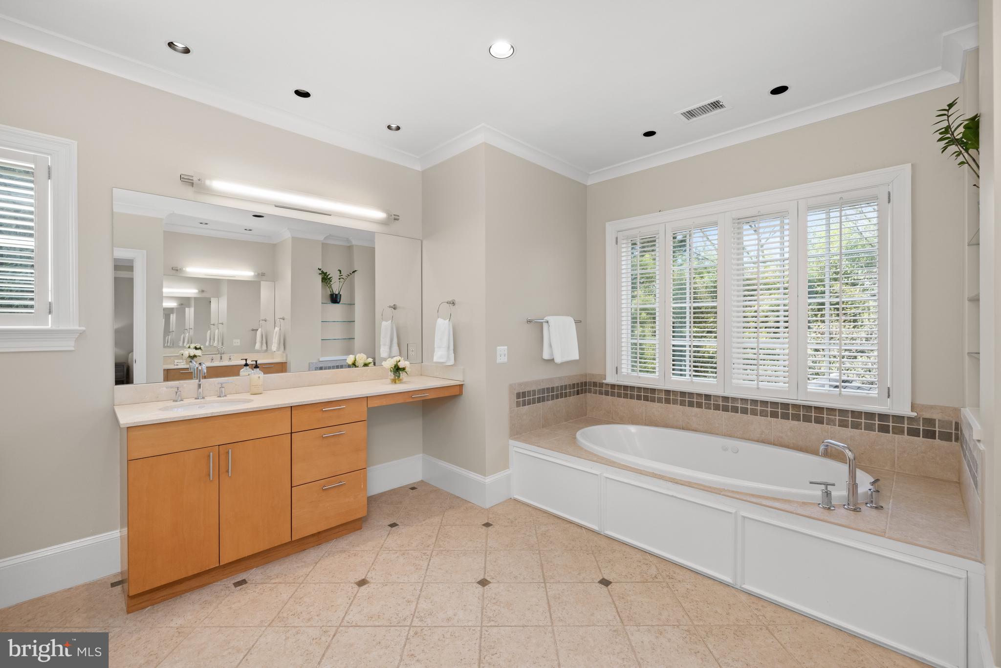 LANDON WOODS - Residential