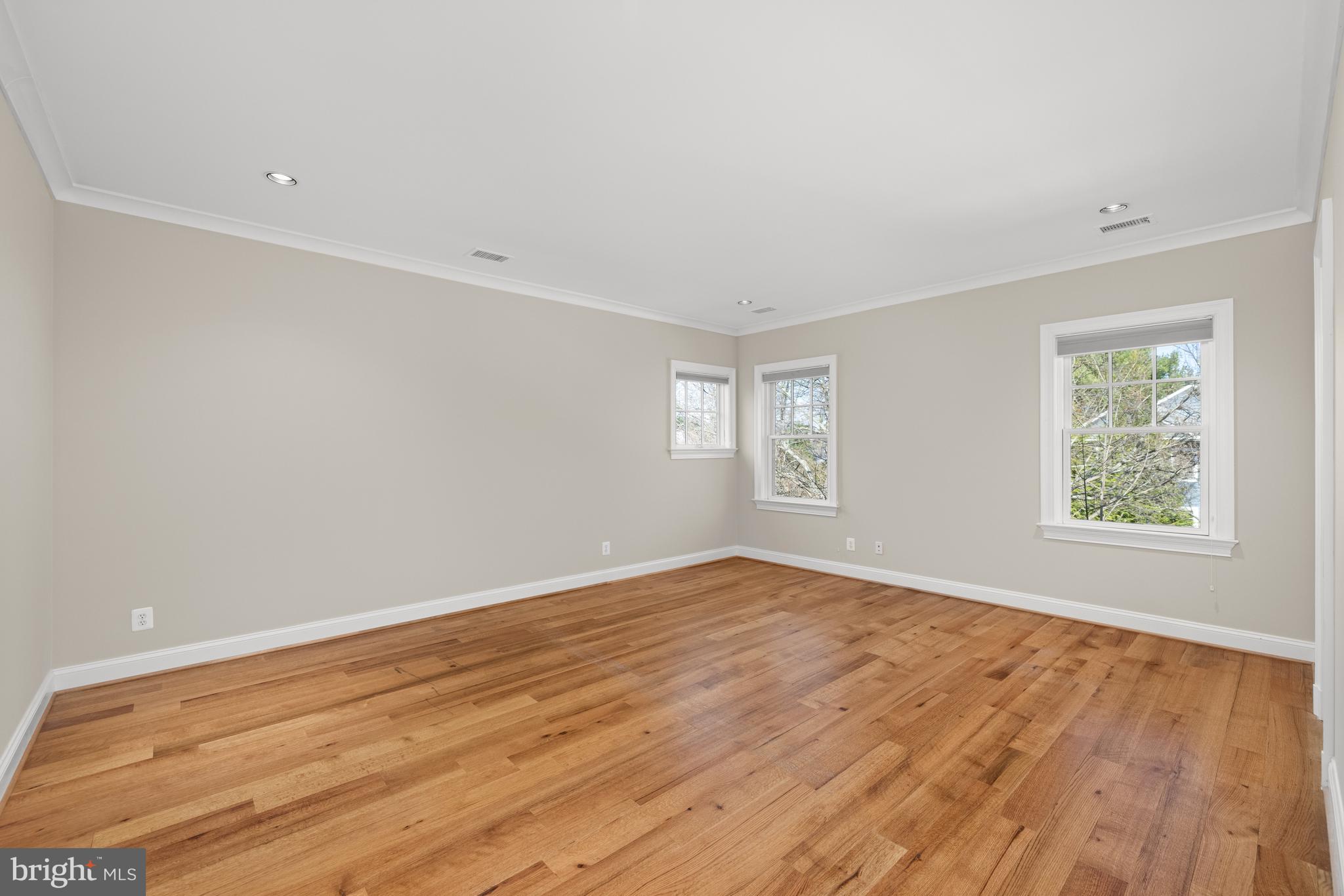 LANDON WOODS - Residential