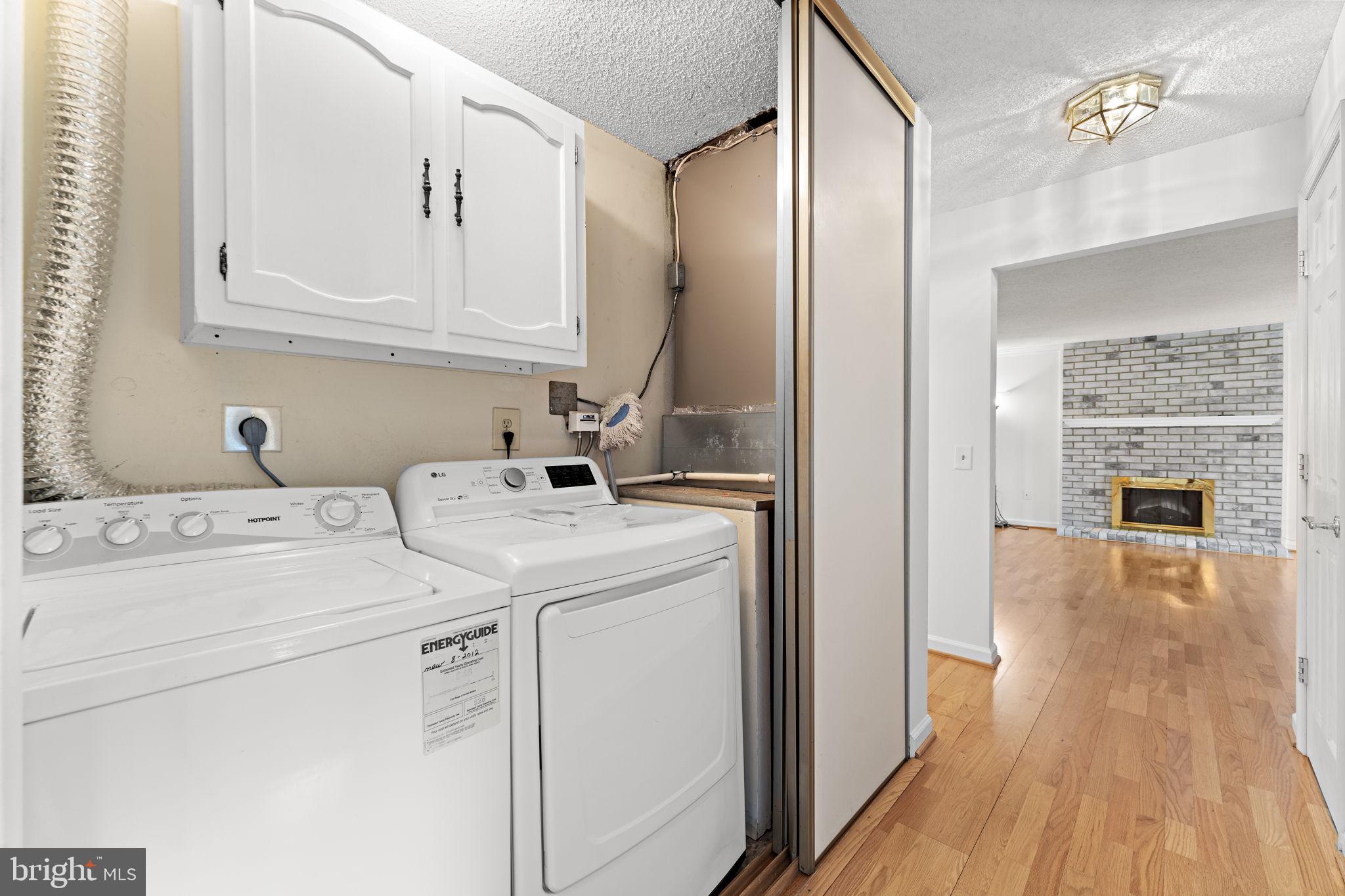 LEISURE WORLD - Residential