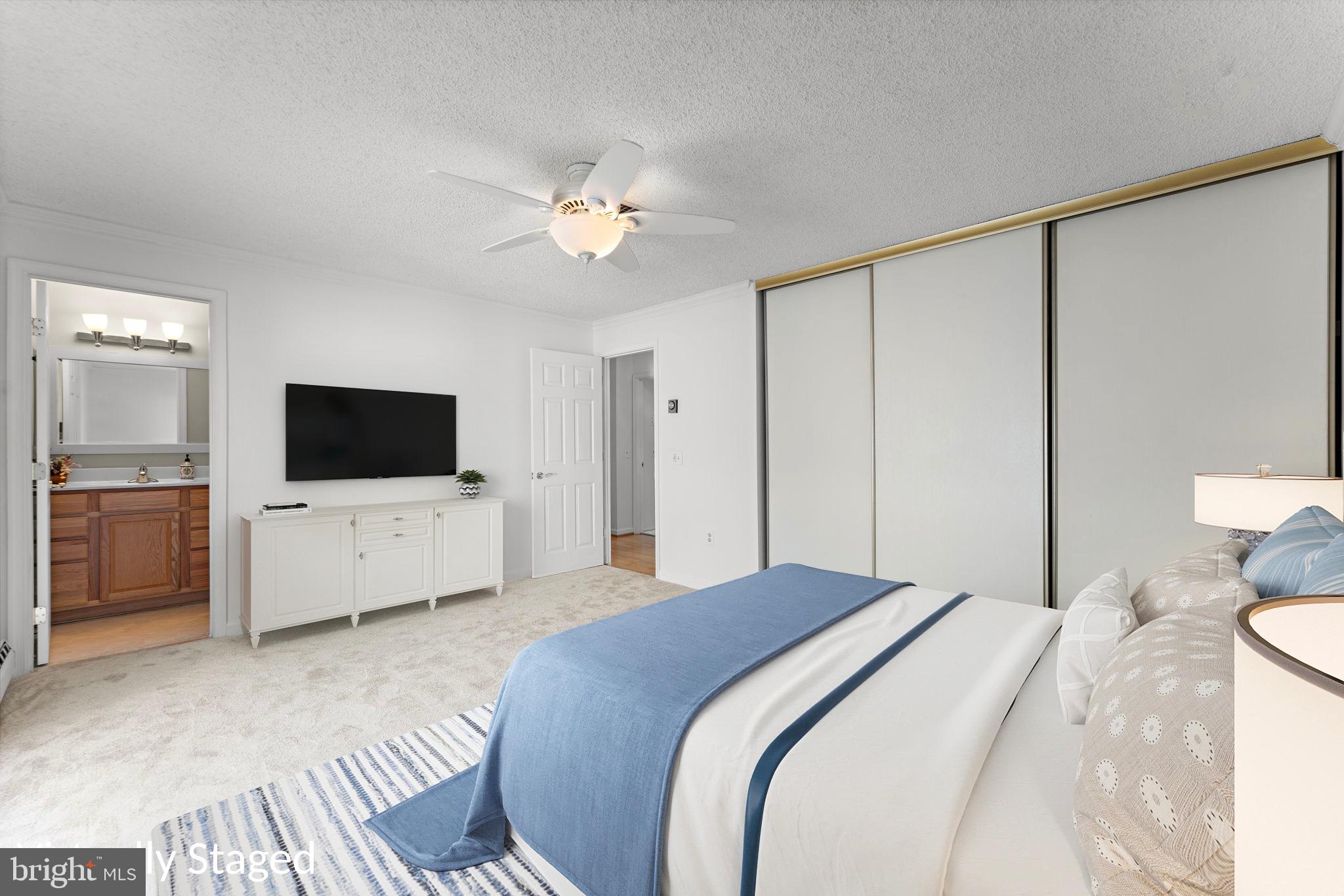 LEISURE WORLD - Residential