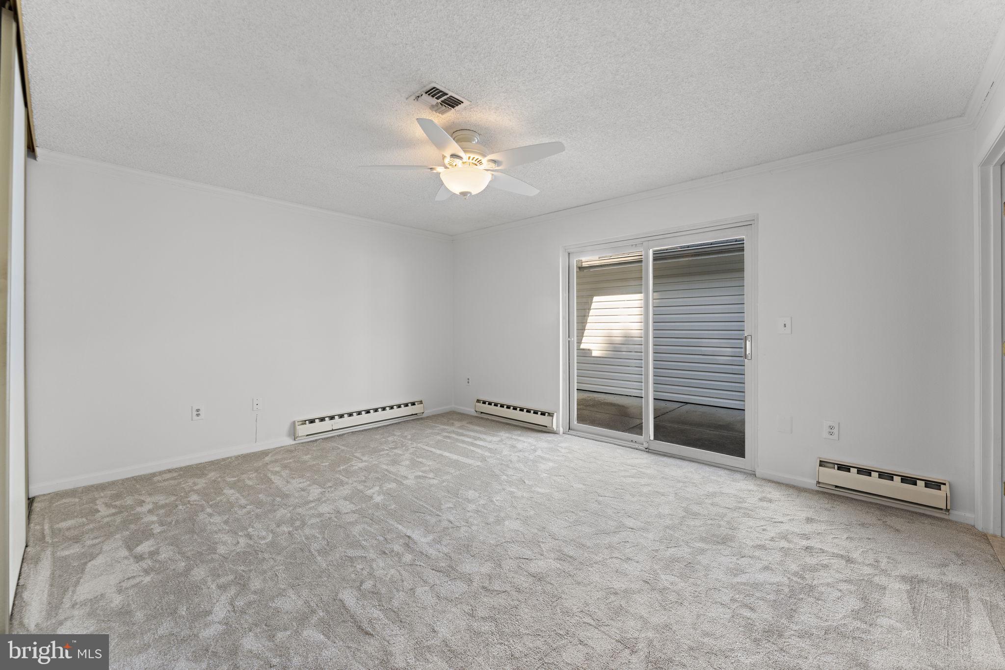 LEISURE WORLD - Residential