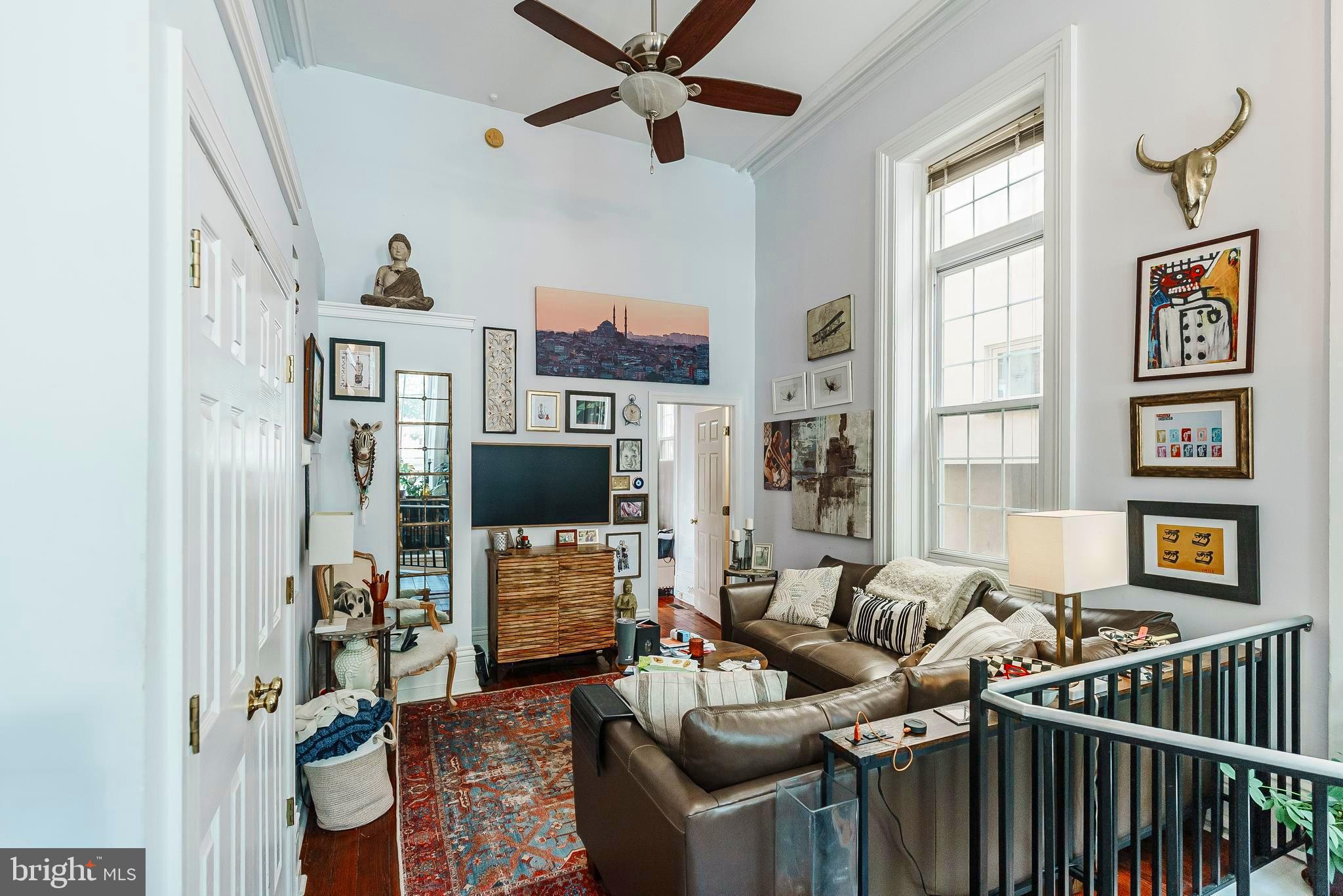 QUEEN VILLAGE - Residential Income