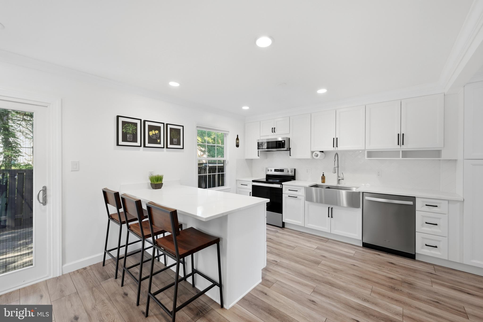 COMSTOCK - Residential