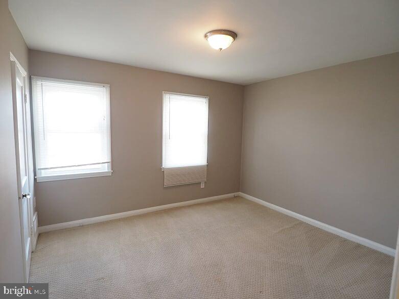 EASTWOOD - Residential Lease