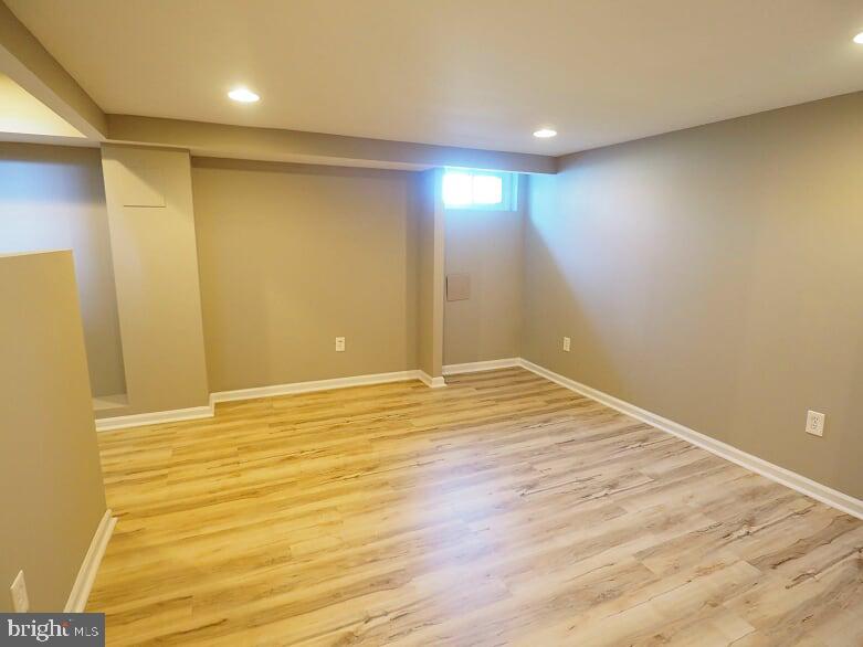 EASTWOOD - Residential Lease