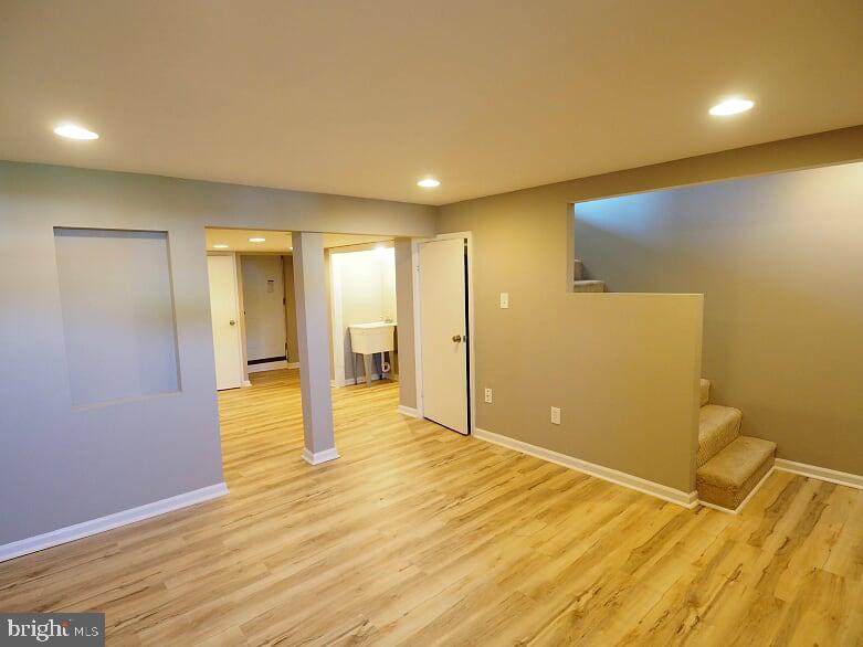 EASTWOOD - Residential Lease