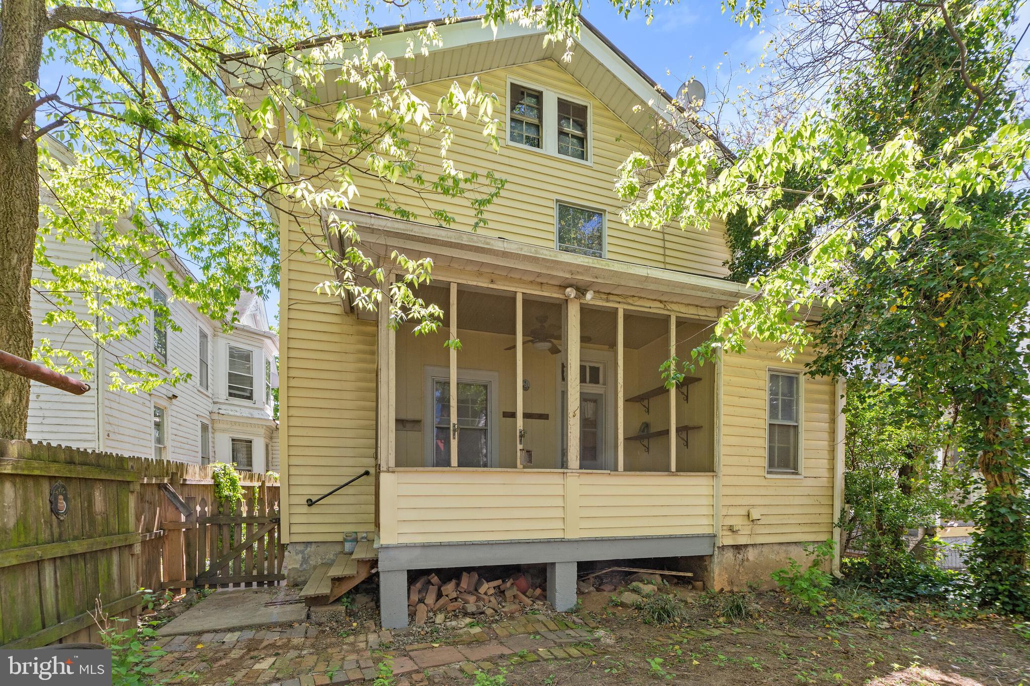 MARTINSBURG - Residential