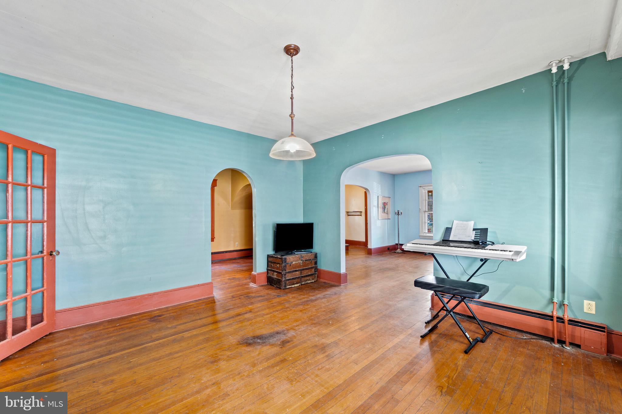 MARTINSBURG - Residential