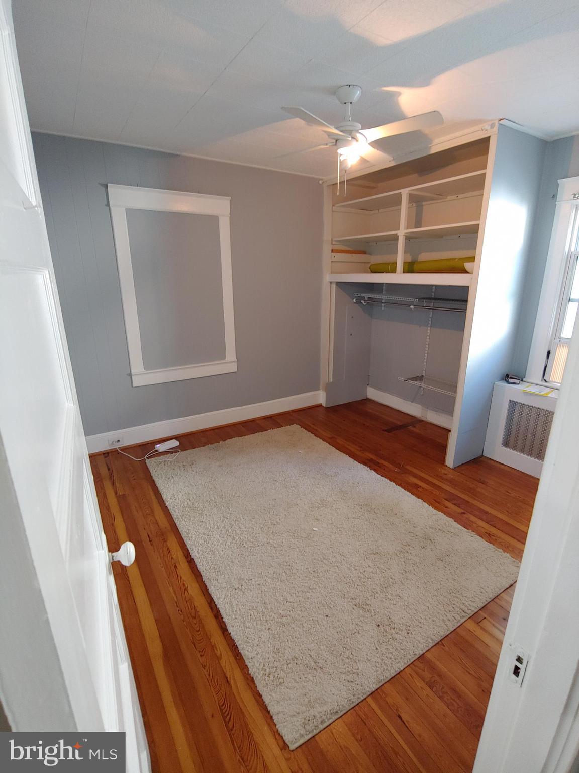 MT RAINIER - Residential Lease