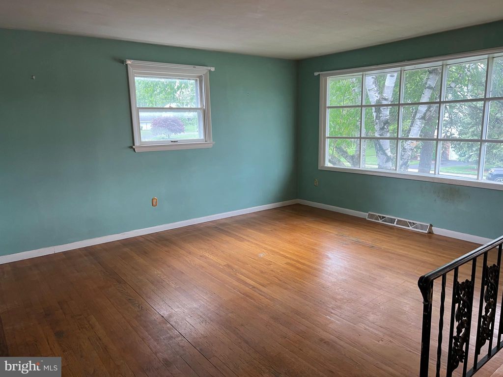 Photo of 468 Biscayne Road, LANCASTER, PA 17601 (MLS # PALA2069148)