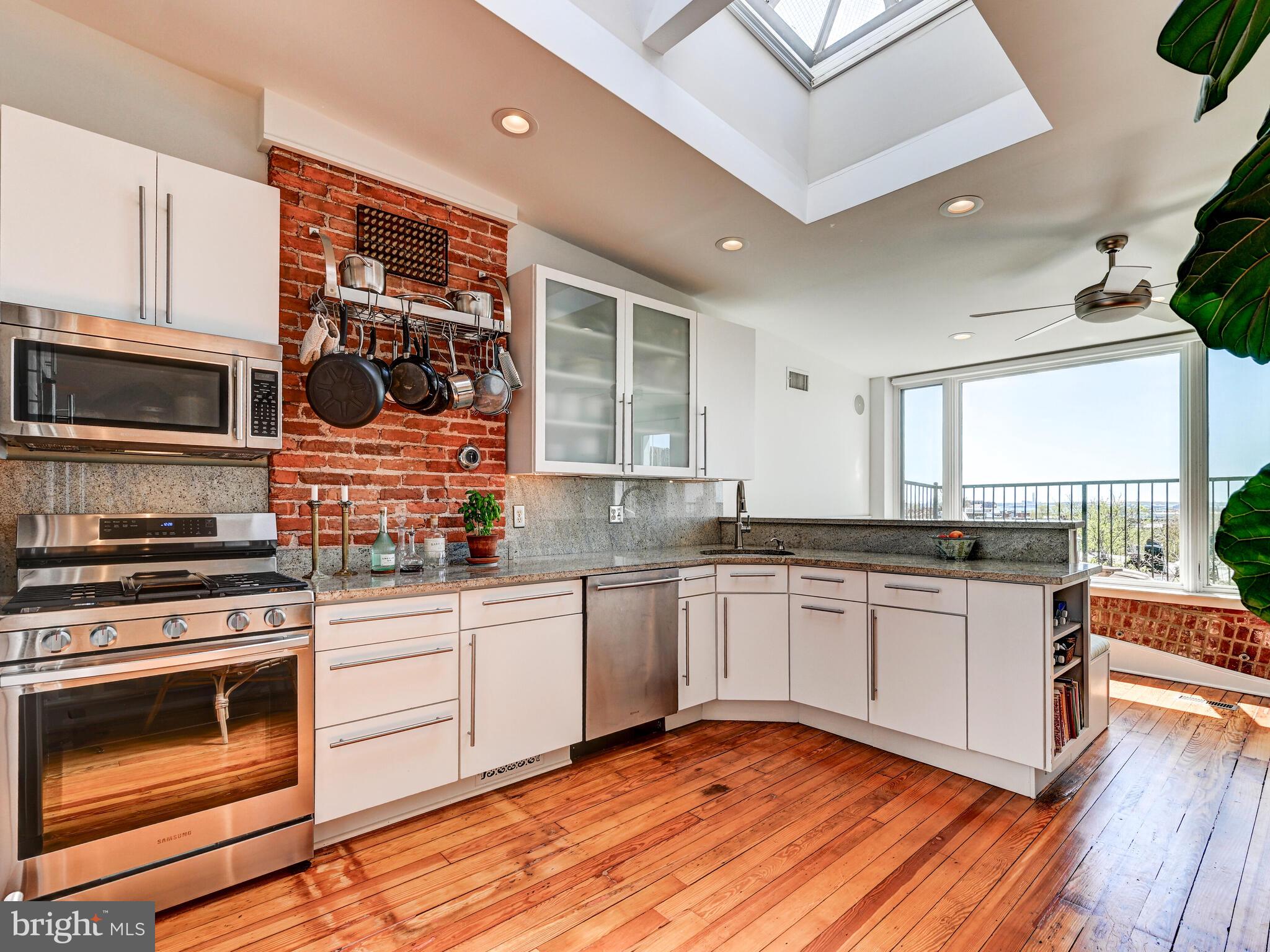 BUTCHERS HILL - Residential