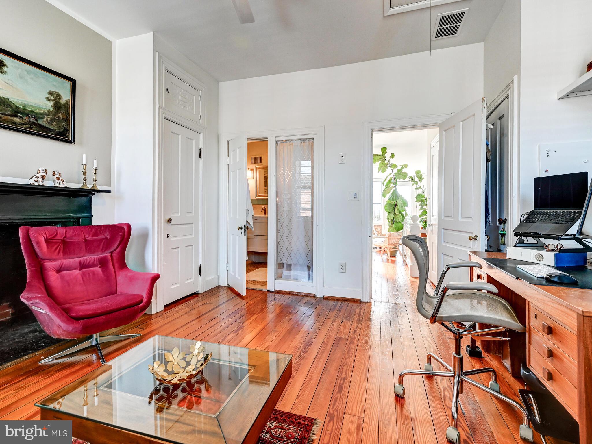 BUTCHERS HILL - Residential