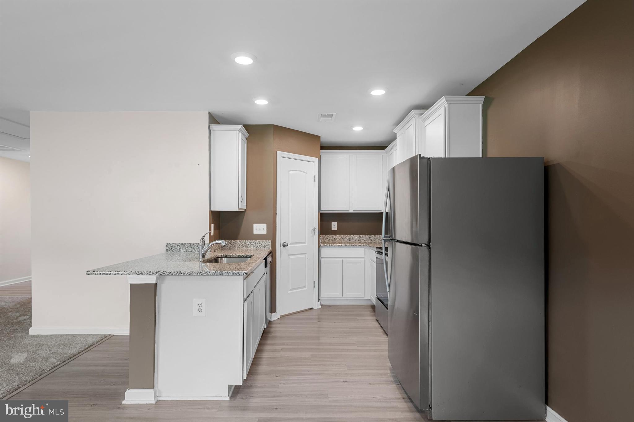 BROOKFIELD - Residential