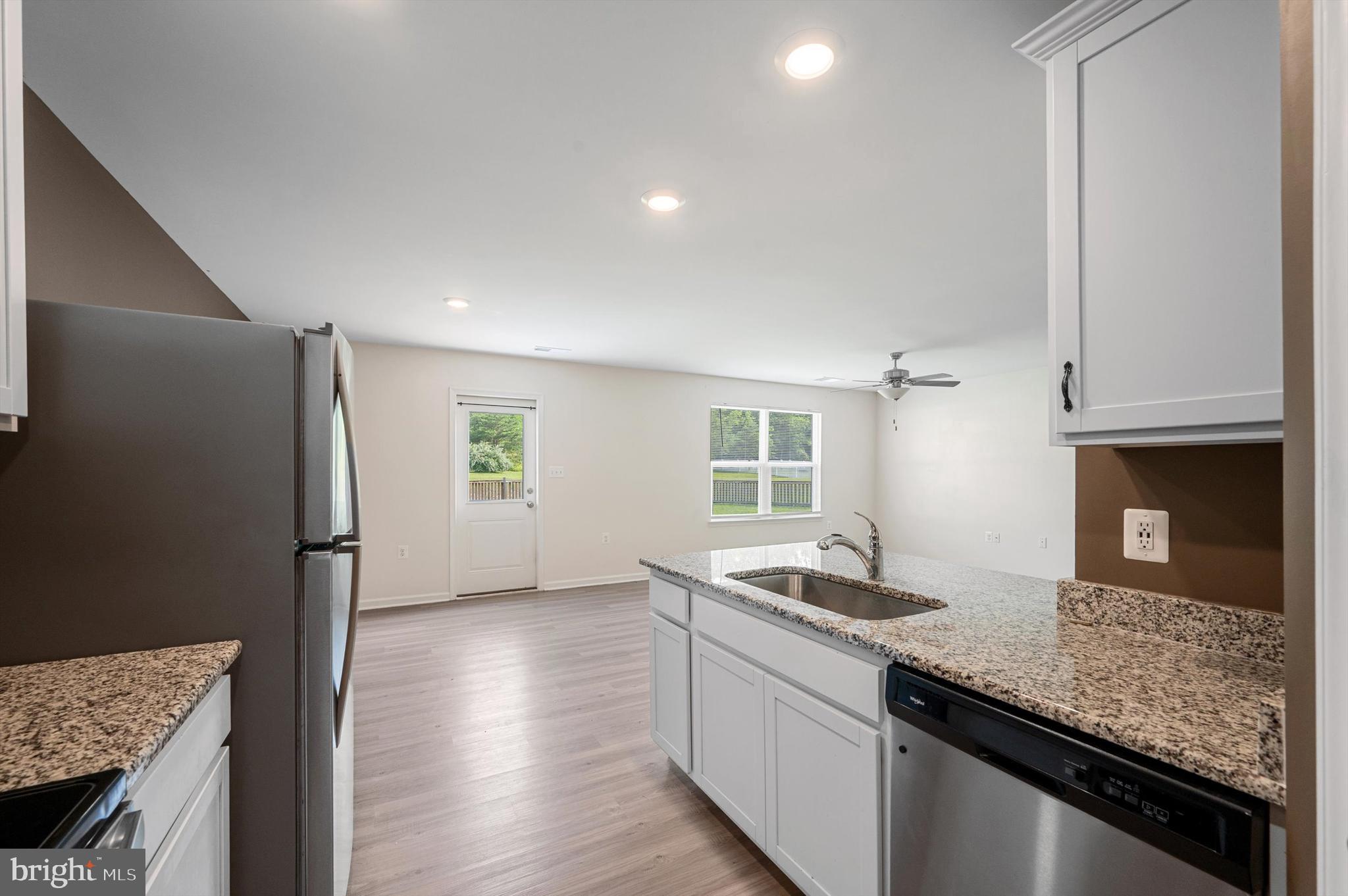 BROOKFIELD - Residential