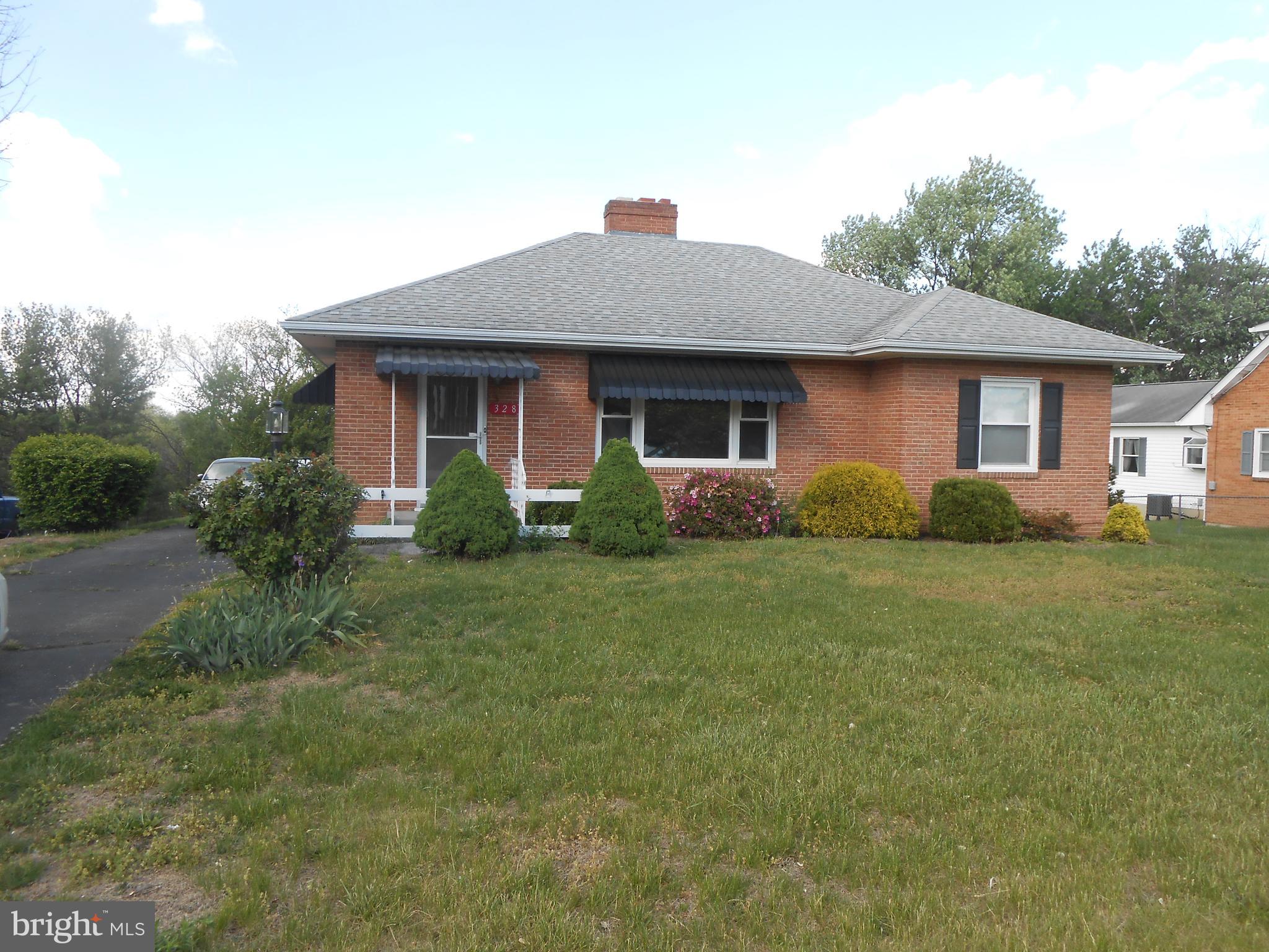 328 LONGVIEW AVENUE