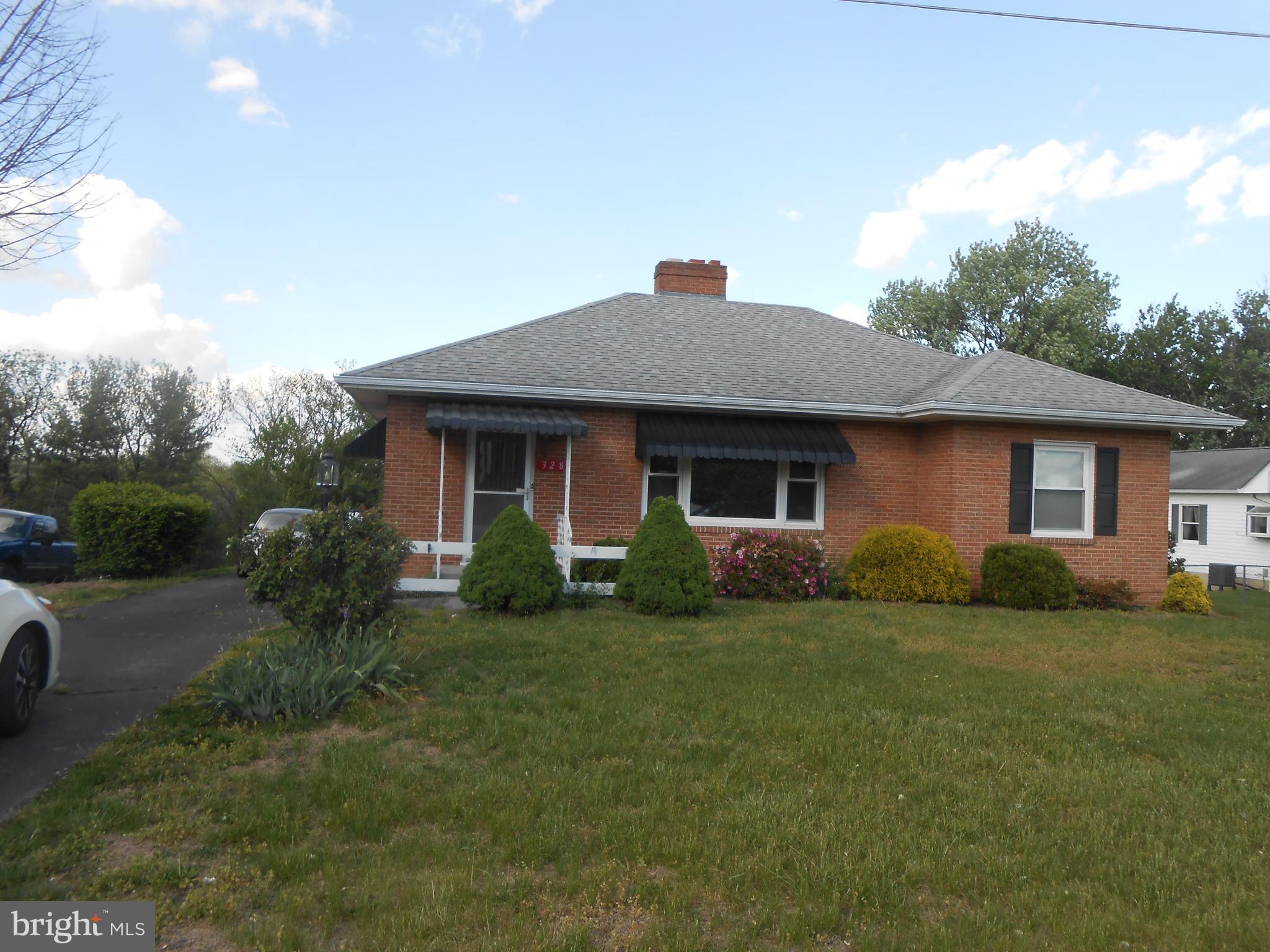 328 LONGVIEW AVENUE