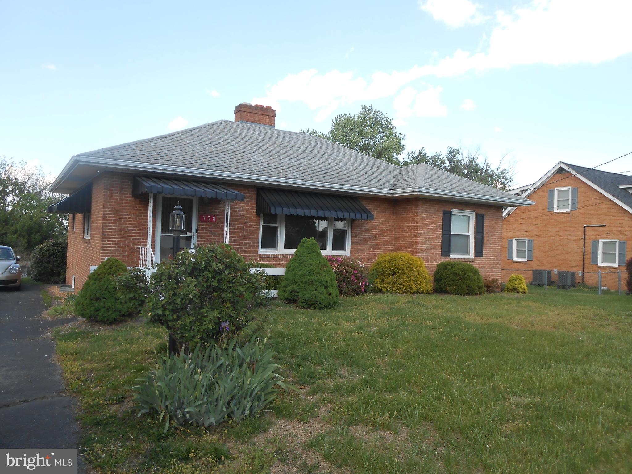 328 LONGVIEW AVENUE