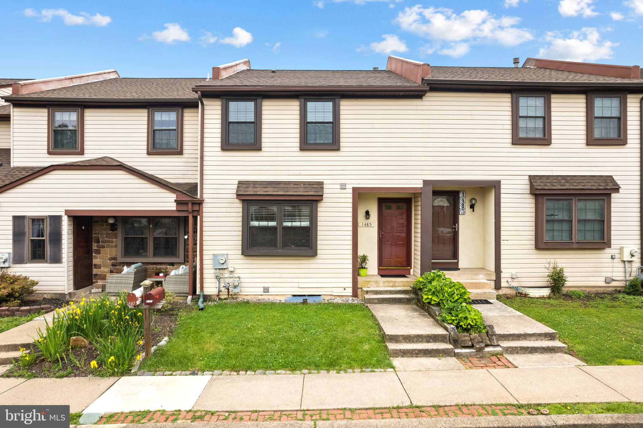 1485 TARLETON PLACE