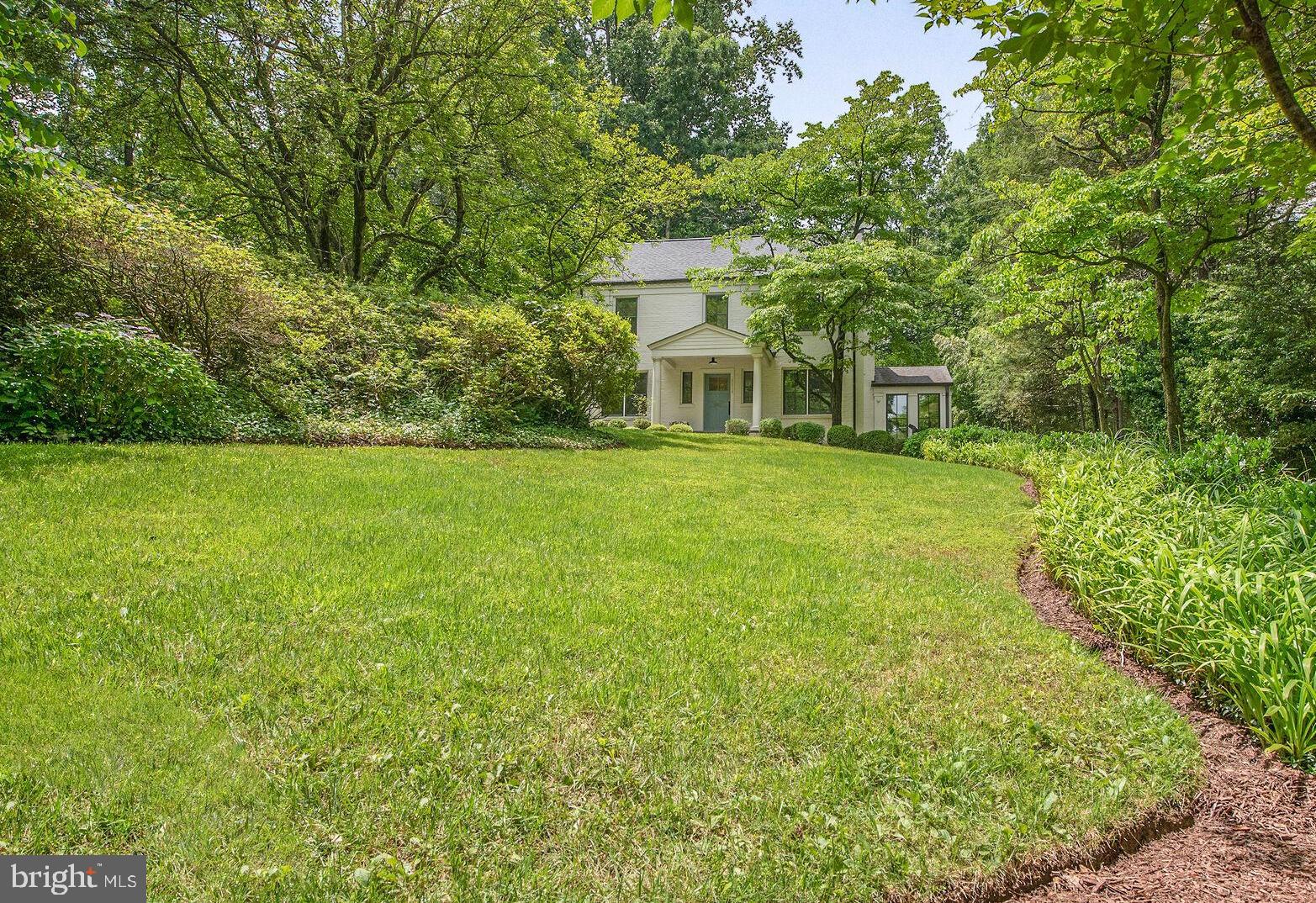 6516 BROXBURN DRIVE