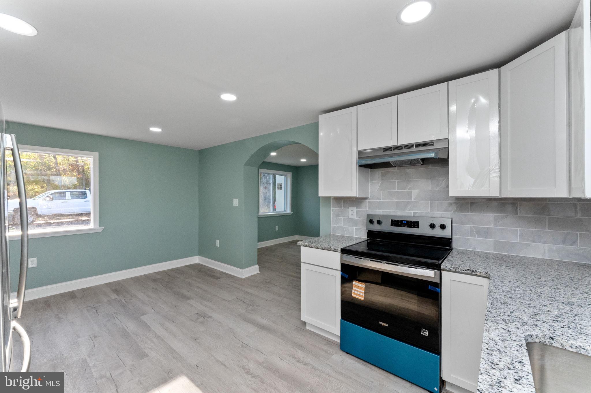 POTTSGROVE - Residential