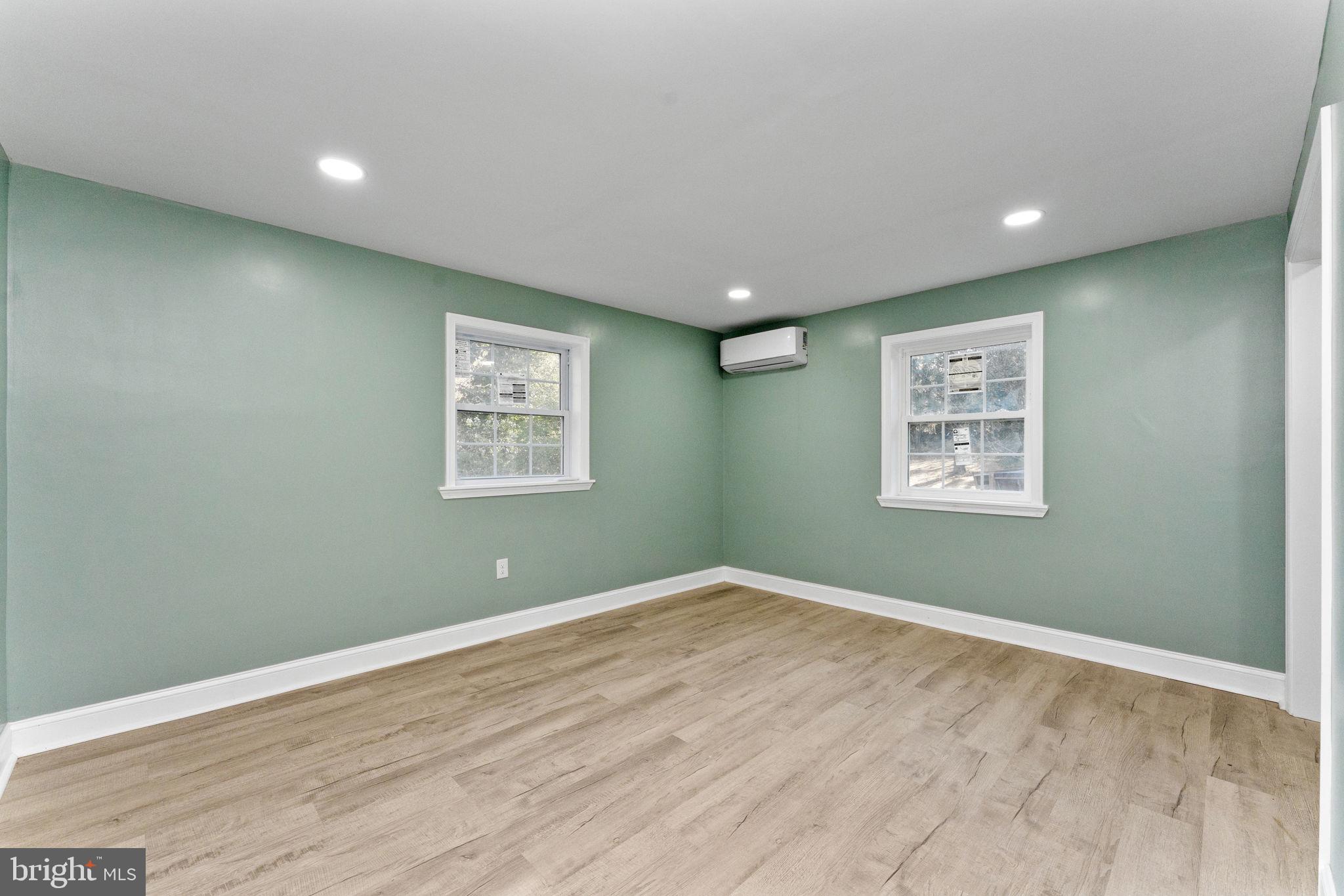 POTTSGROVE - Residential