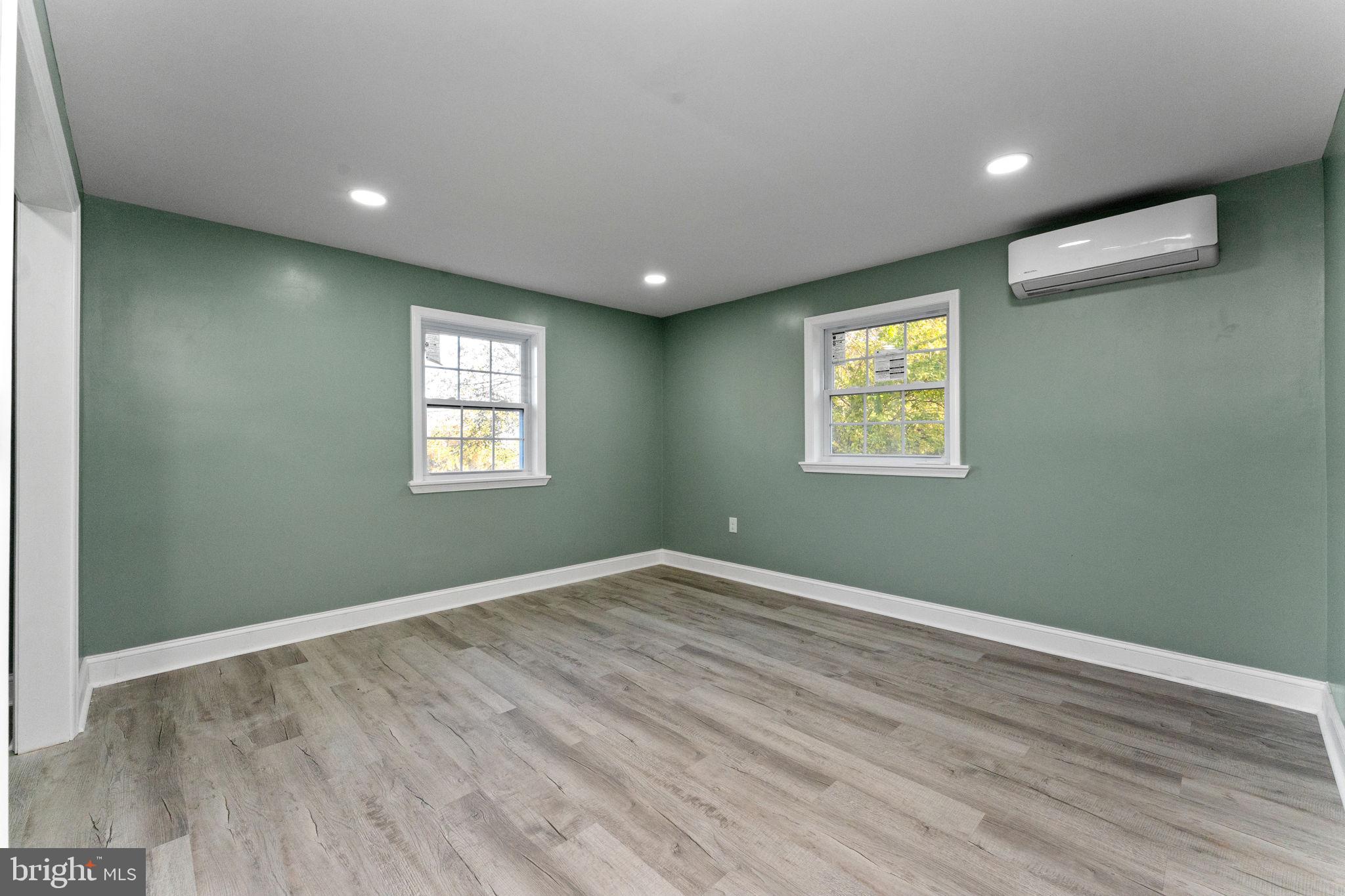 POTTSGROVE - Residential