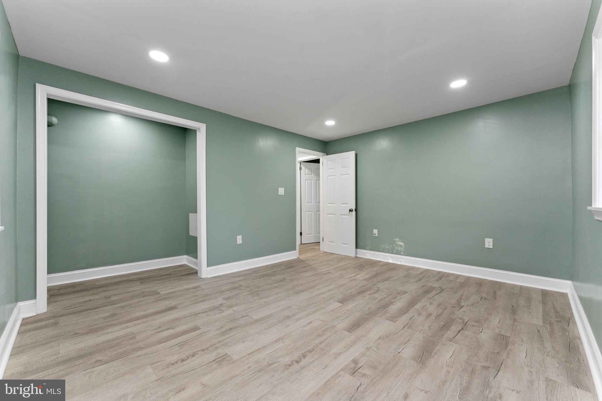 POTTSGROVE - Residential