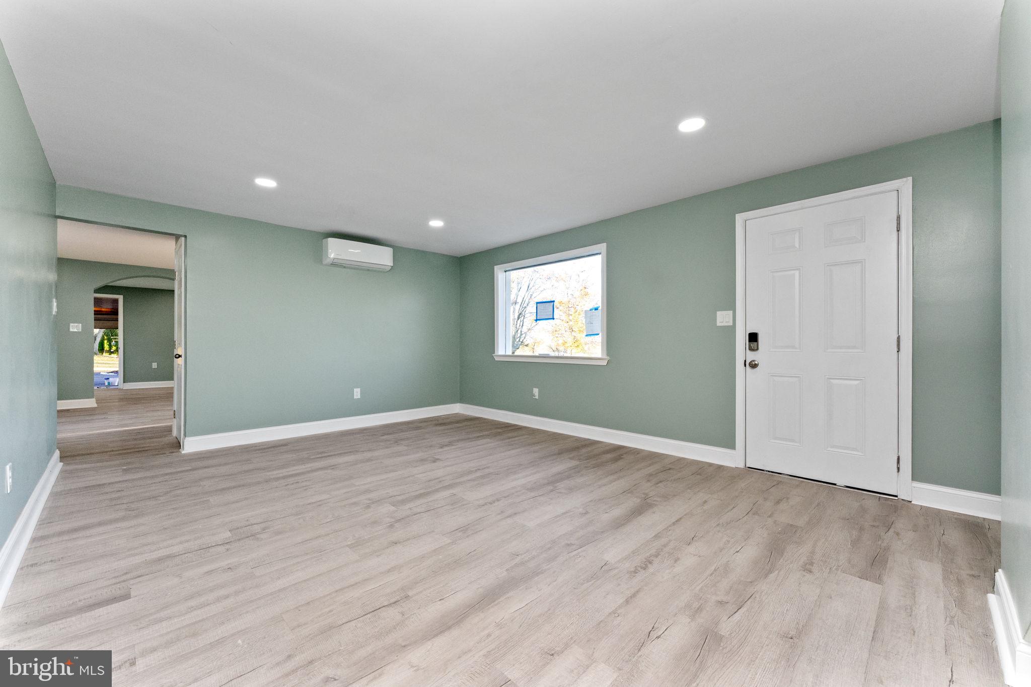 POTTSGROVE - Residential