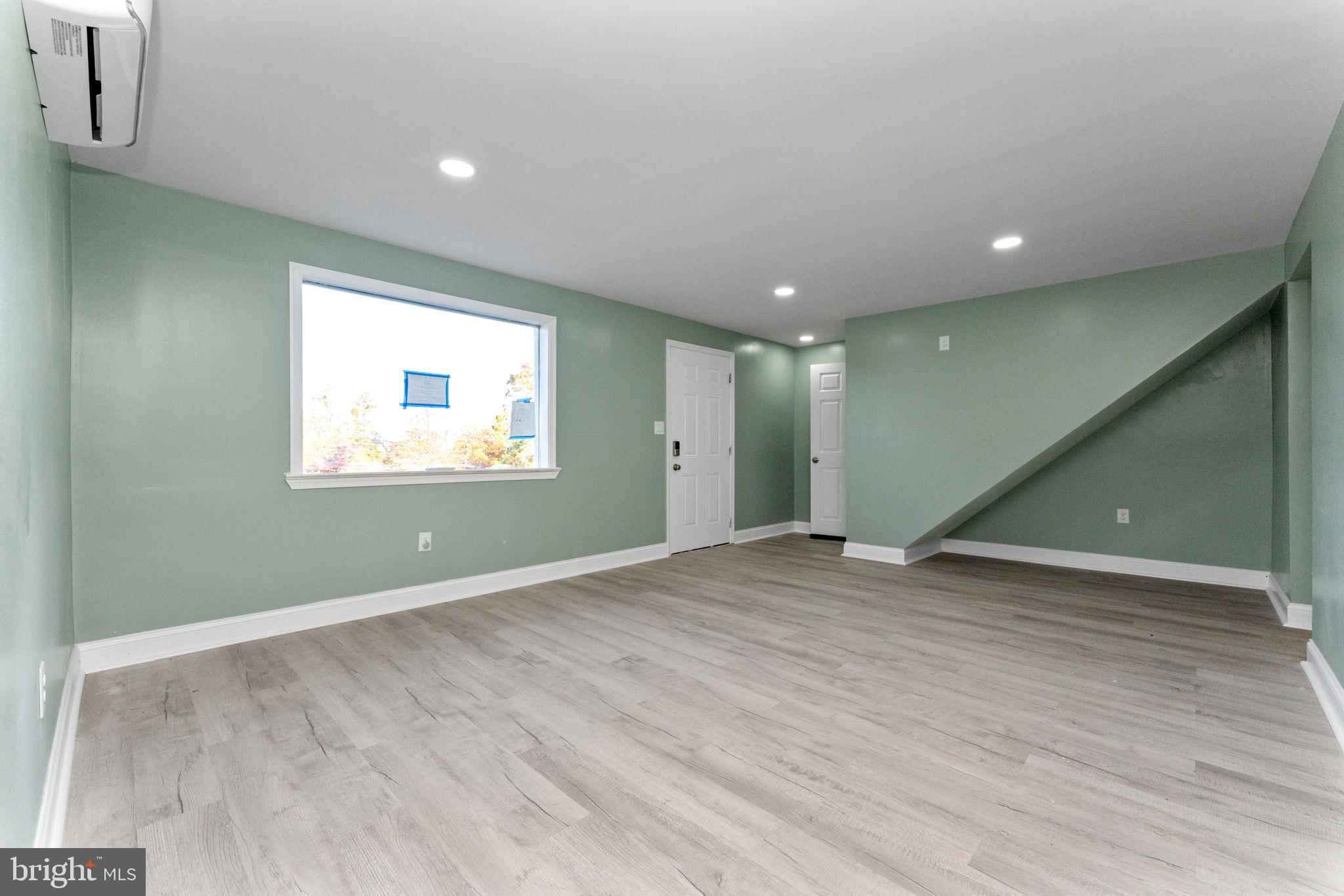 POTTSGROVE - Residential