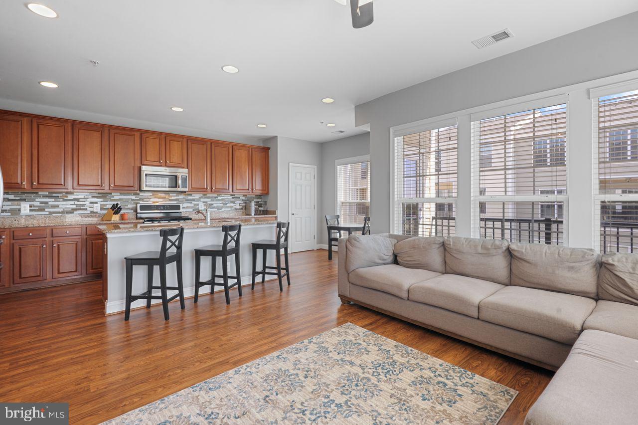 TOWNES AT GOOSE CREEK VILLAGE - Residential