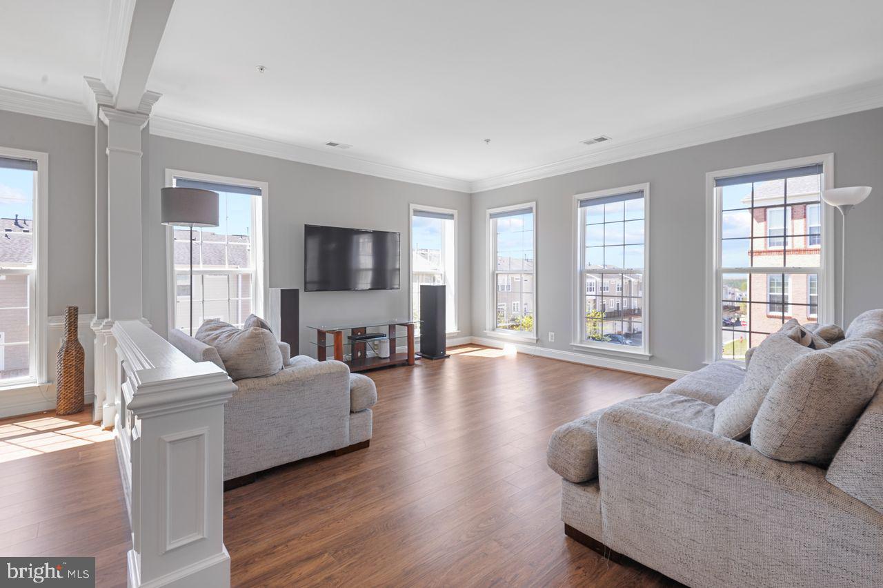 TOWNES AT GOOSE CREEK VILLAGE - Residential