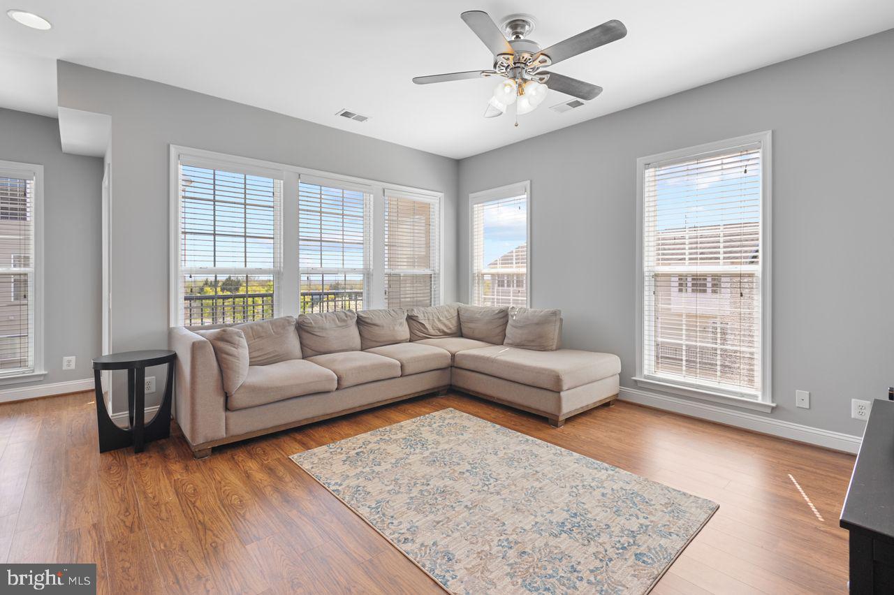 TOWNES AT GOOSE CREEK VILLAGE - Residential