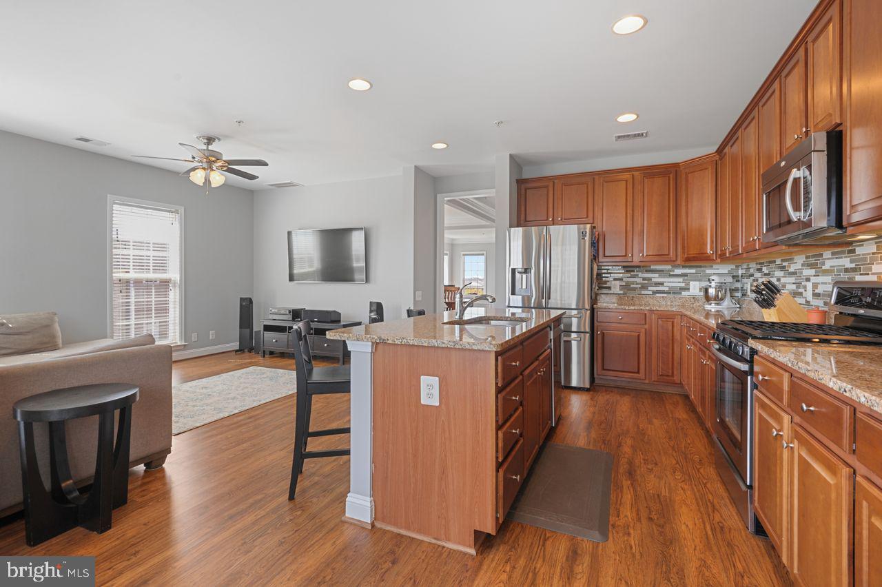 TOWNES AT GOOSE CREEK VILLAGE - Residential