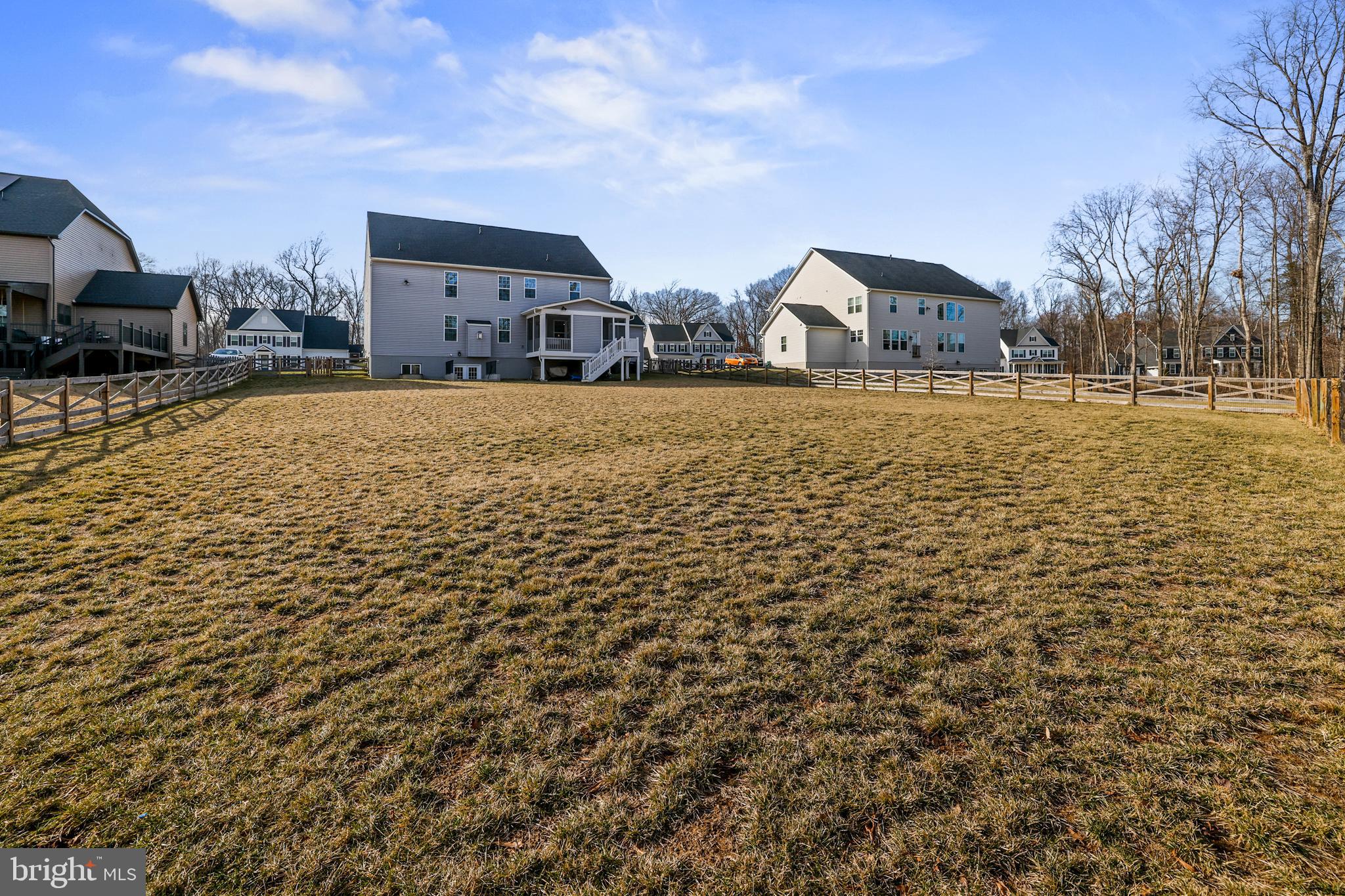 VIRGINIA CROSSING - Residential