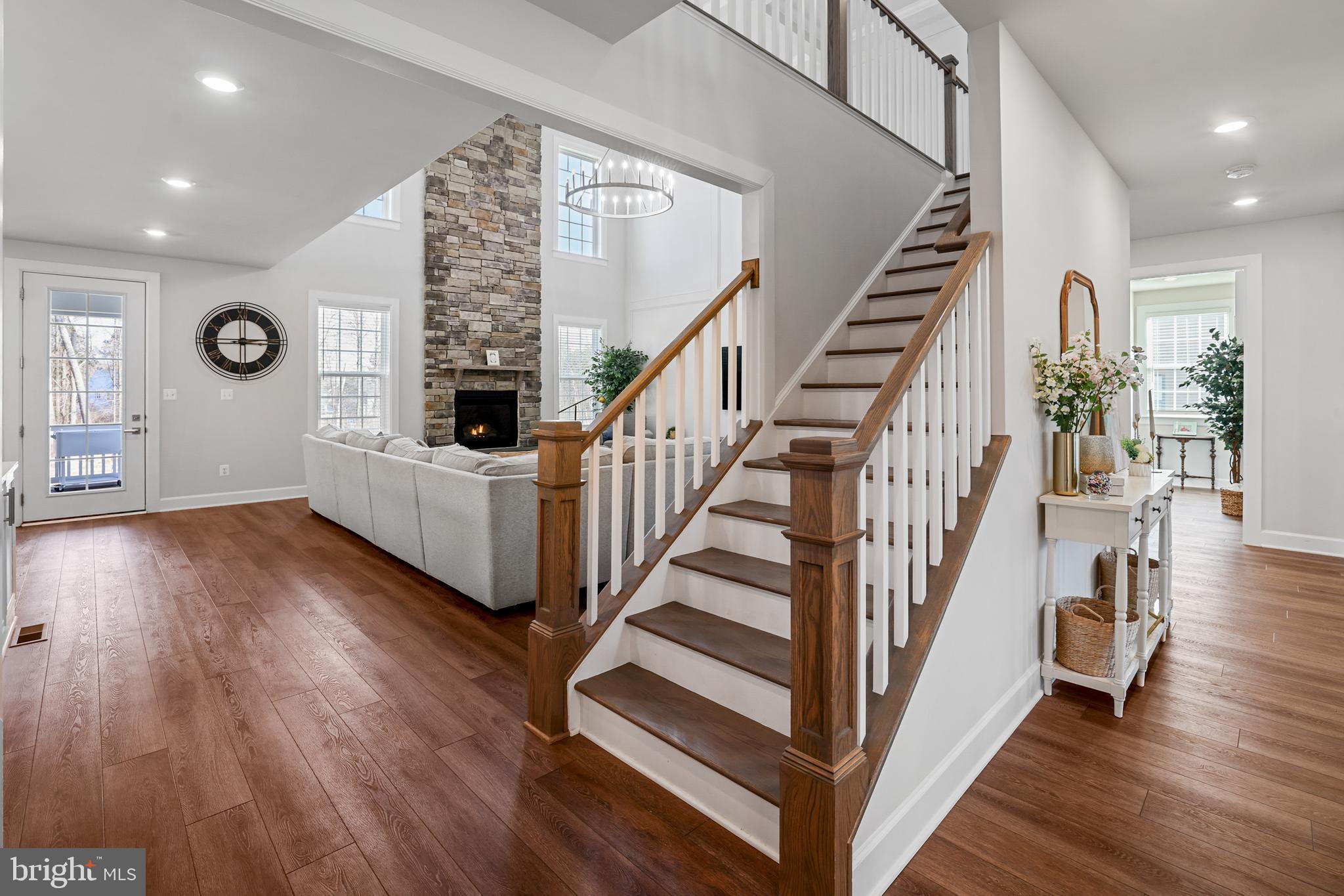 VIRGINIA CROSSING - Residential