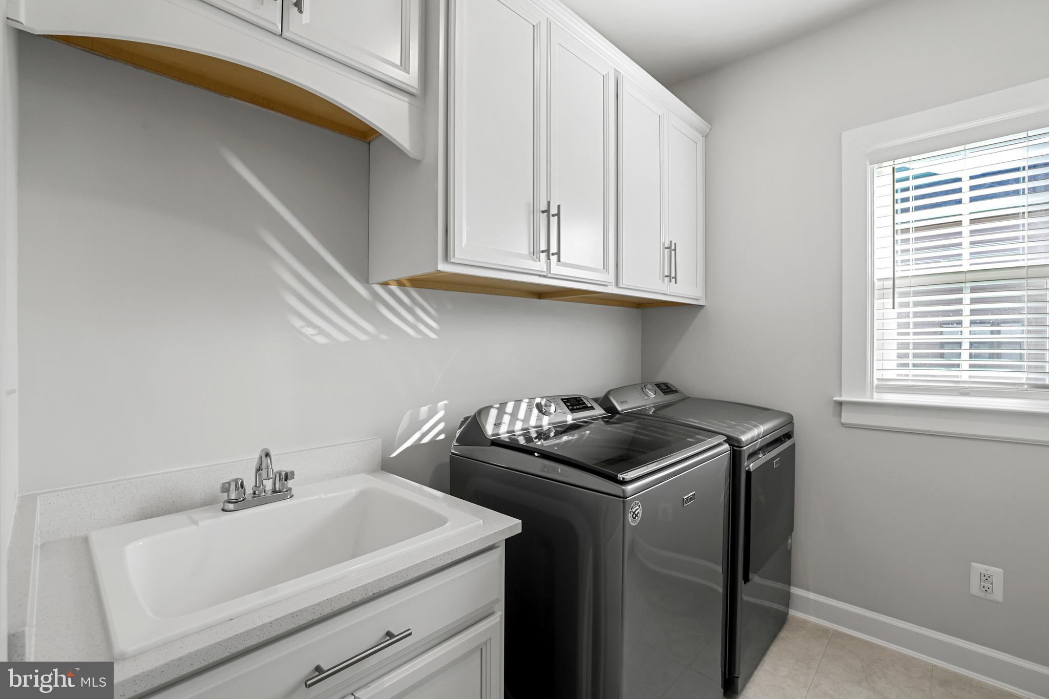 VIRGINIA CROSSING - Residential