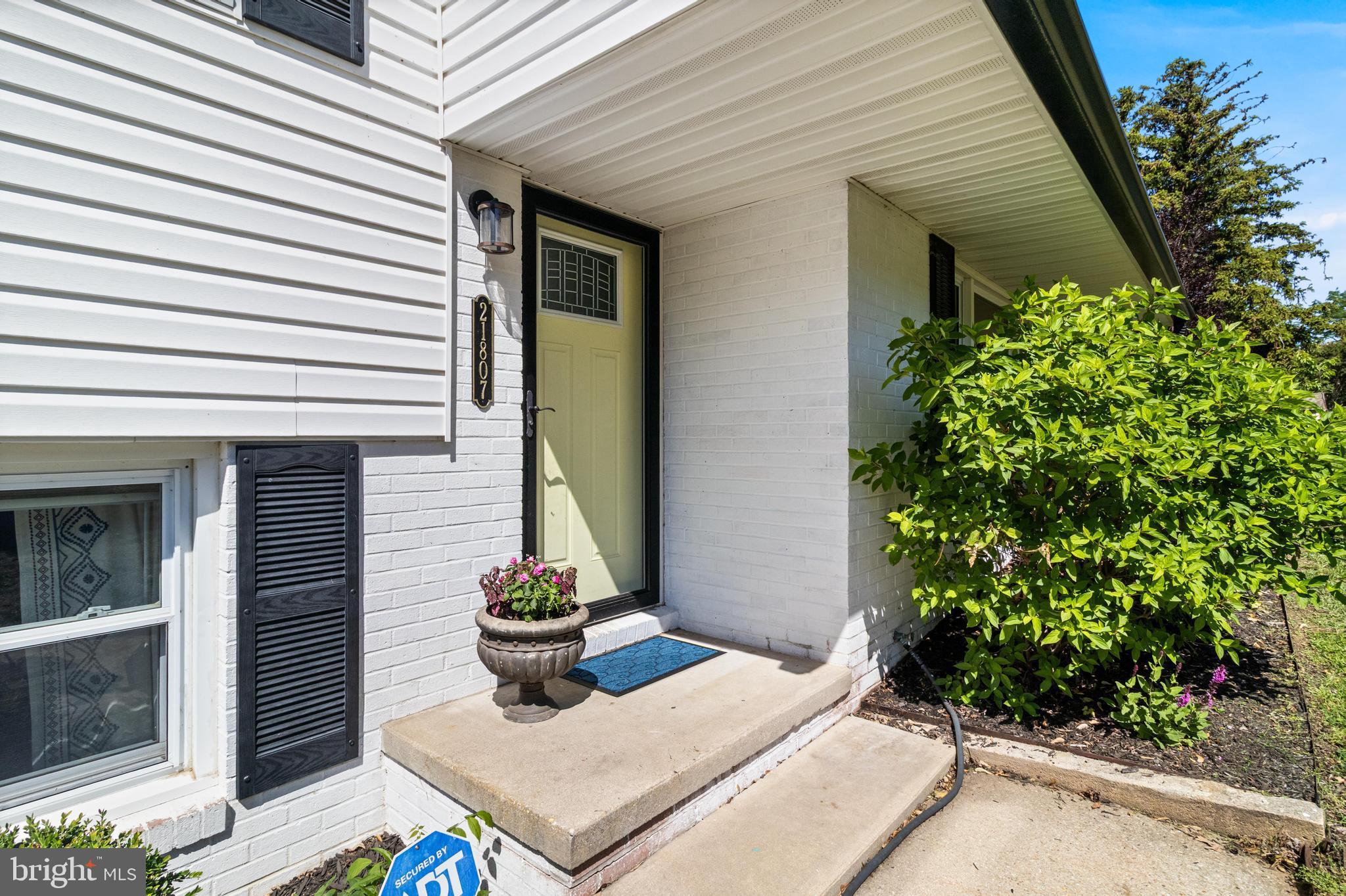 BRETON BAY ESTATES - Residential