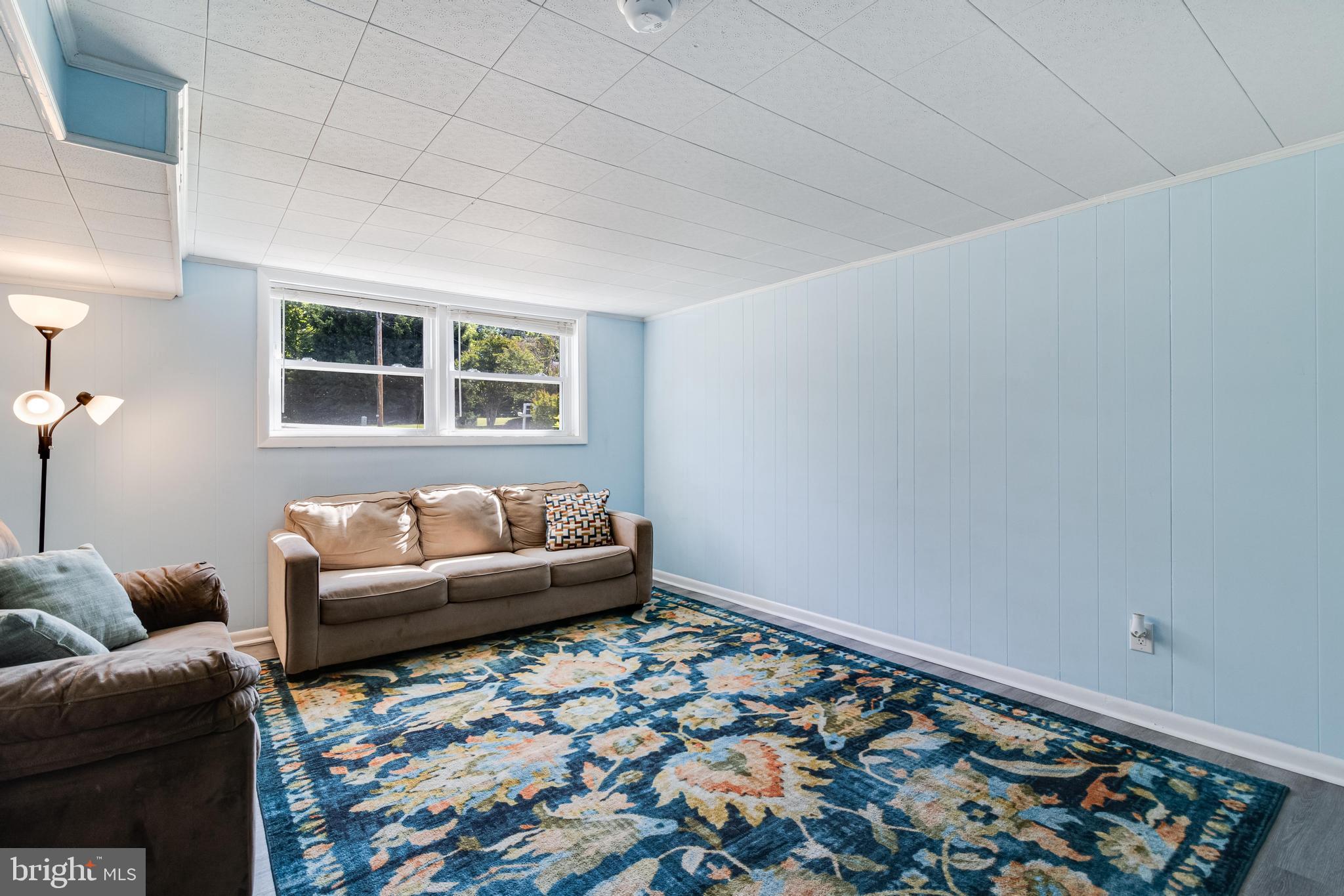 BRETON BAY ESTATES - Residential