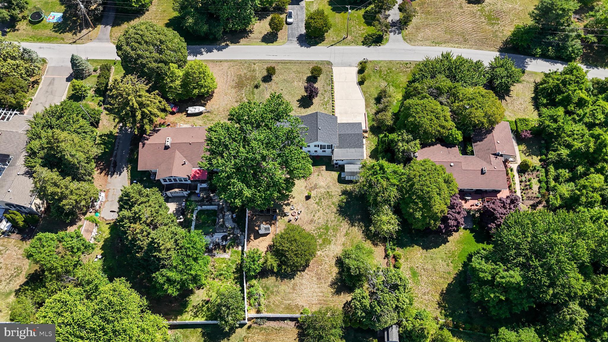 BRETON BAY ESTATES - Residential