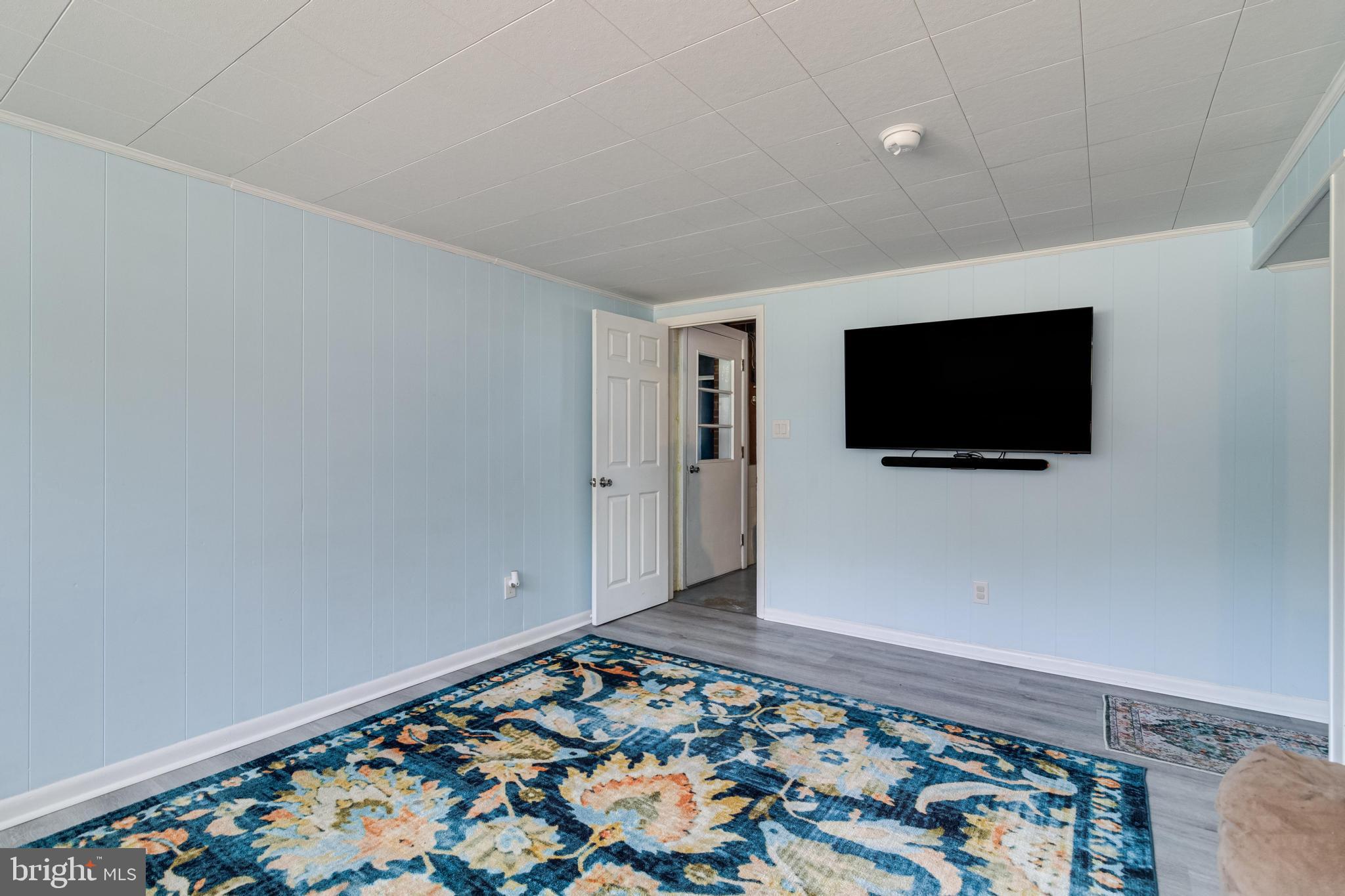 BRETON BAY ESTATES - Residential
