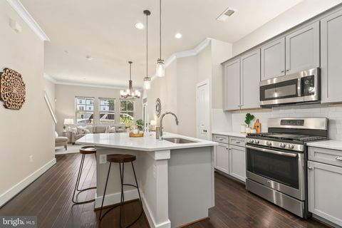 1334 S QUINN STREET ARLINGTON VA 22204