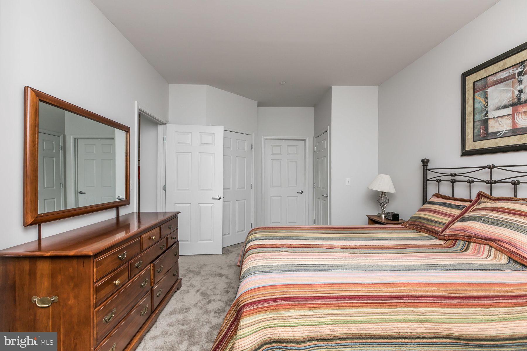 PIERSIDE AT HARBORVIEW - Residential Lease