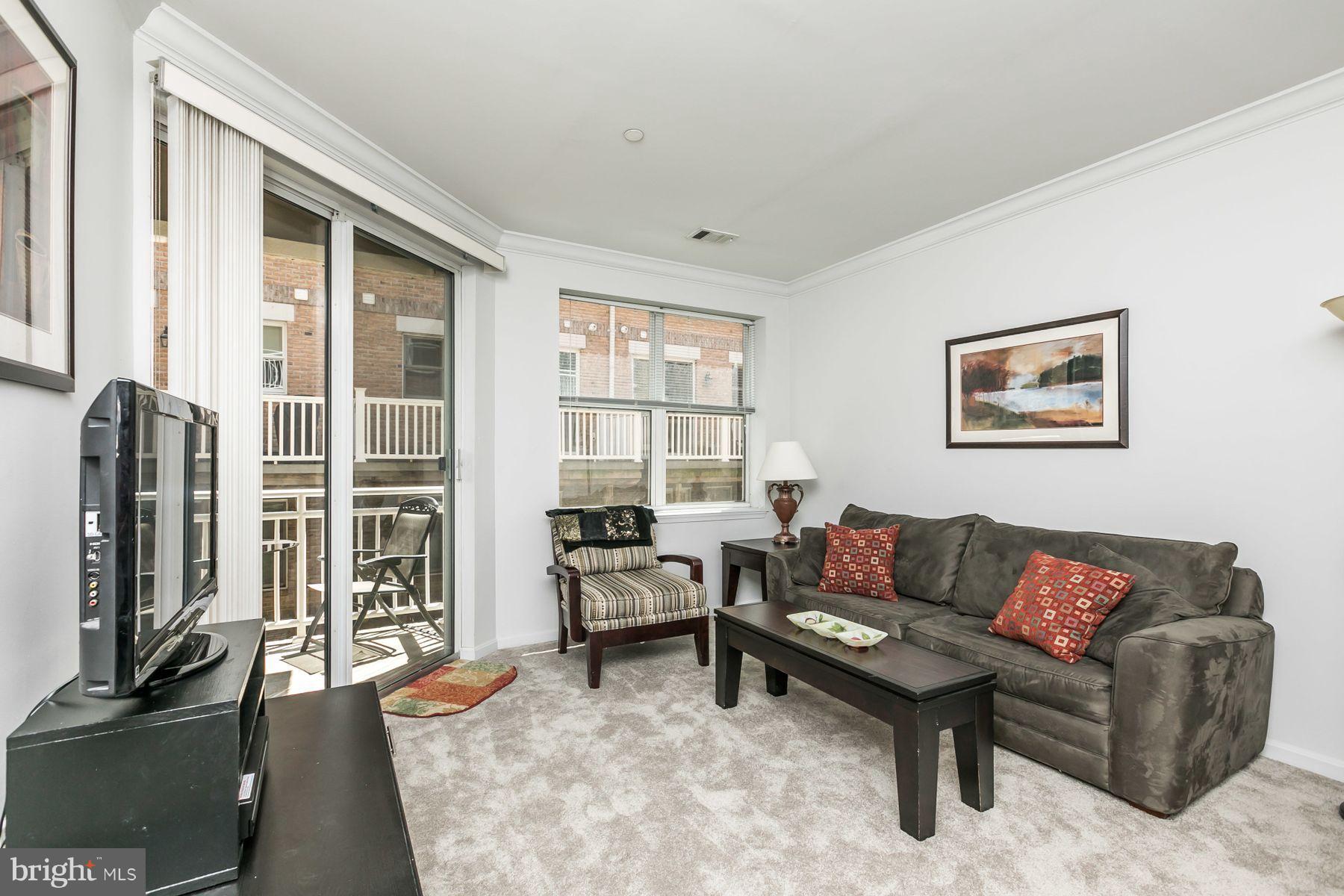 PIERSIDE AT HARBORVIEW - Residential Lease