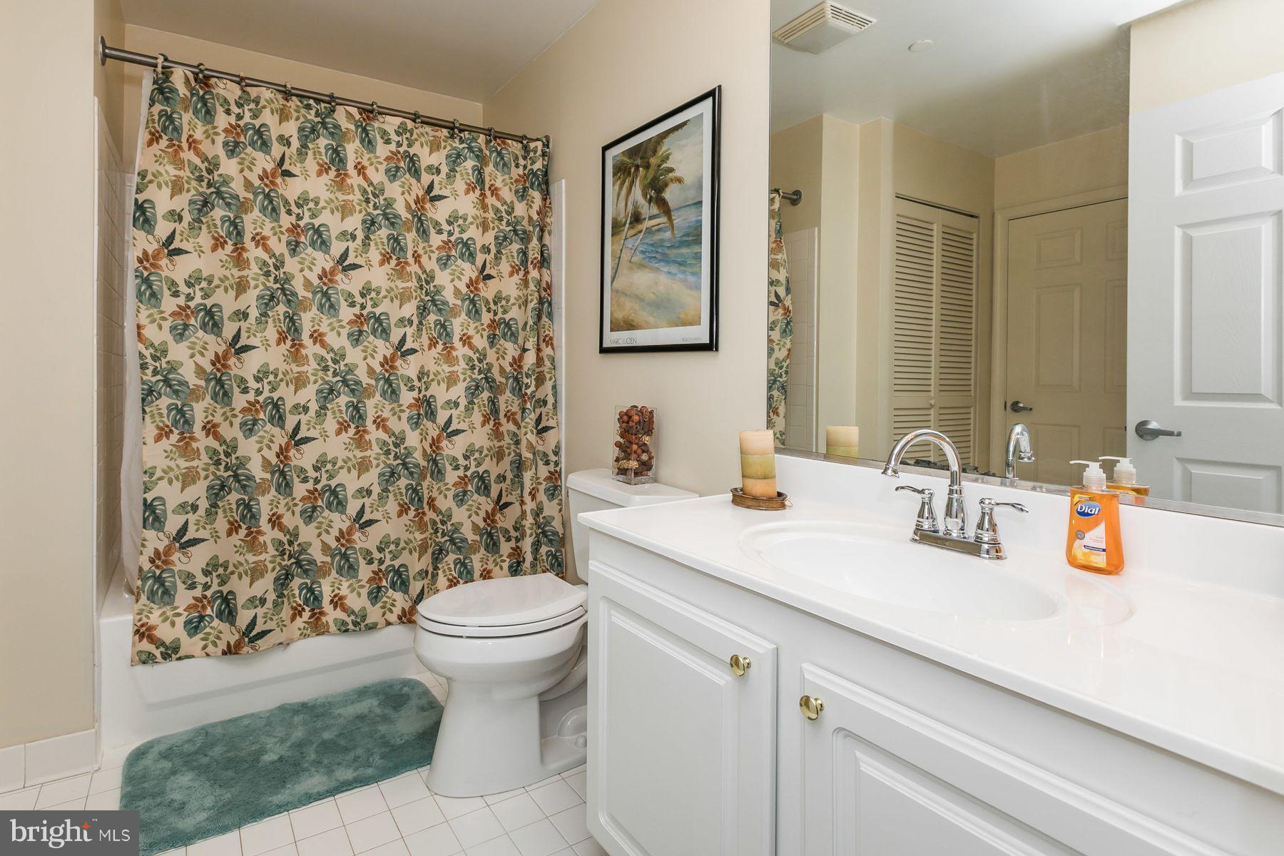 PIERSIDE AT HARBORVIEW - Residential Lease